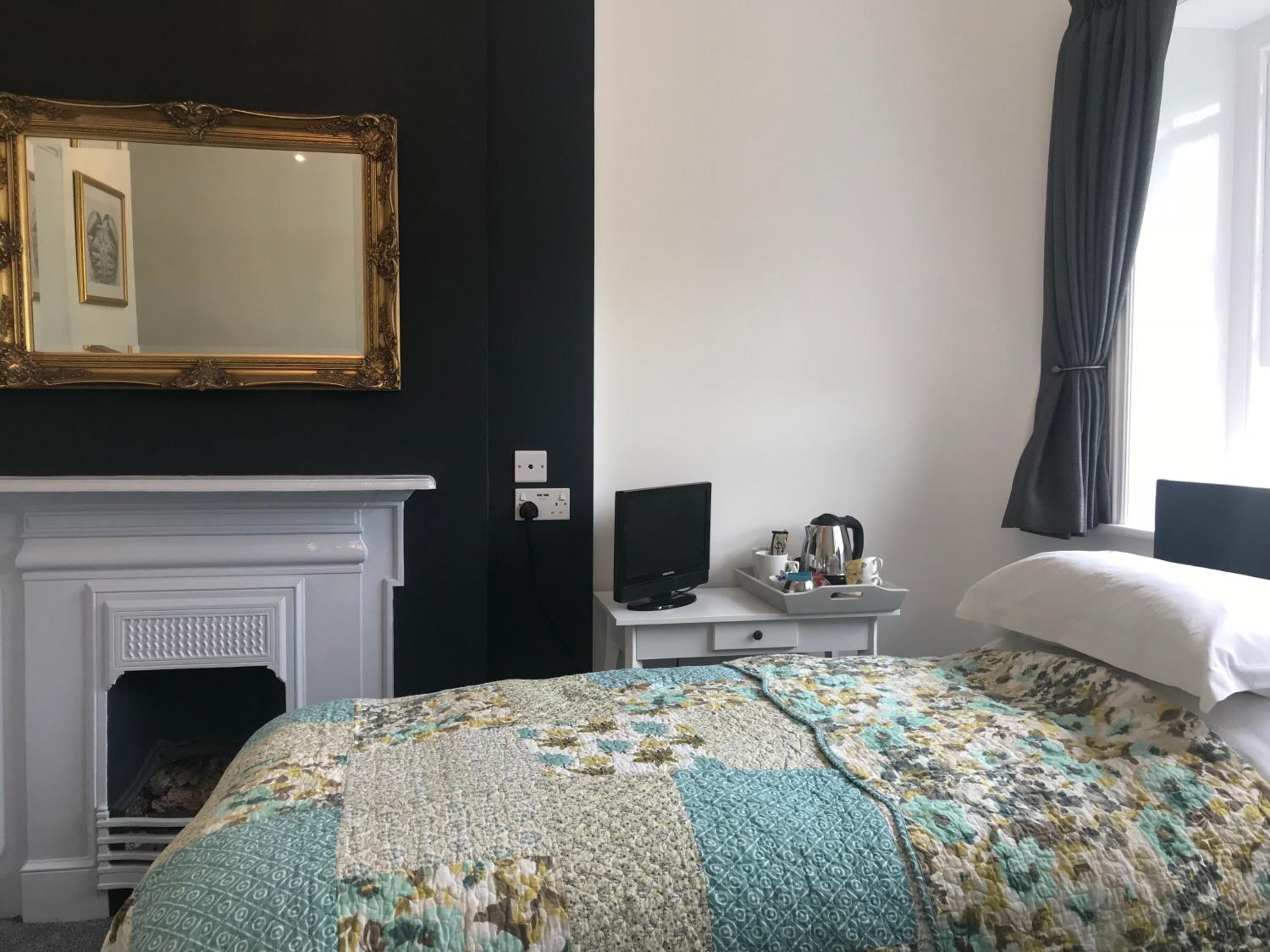 The Nags Head - Room only accommodation