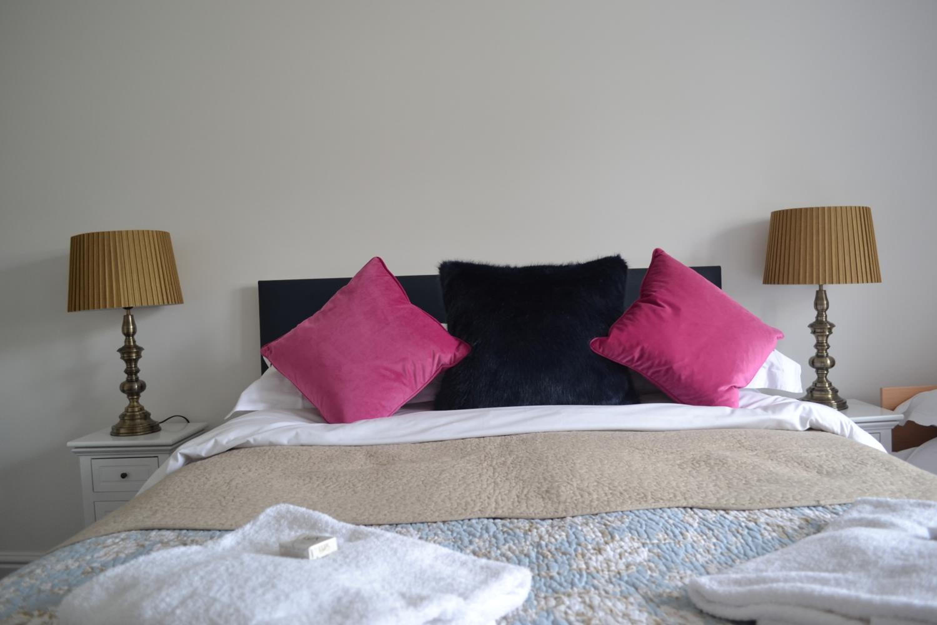 The Nags Head - Room only accommodation