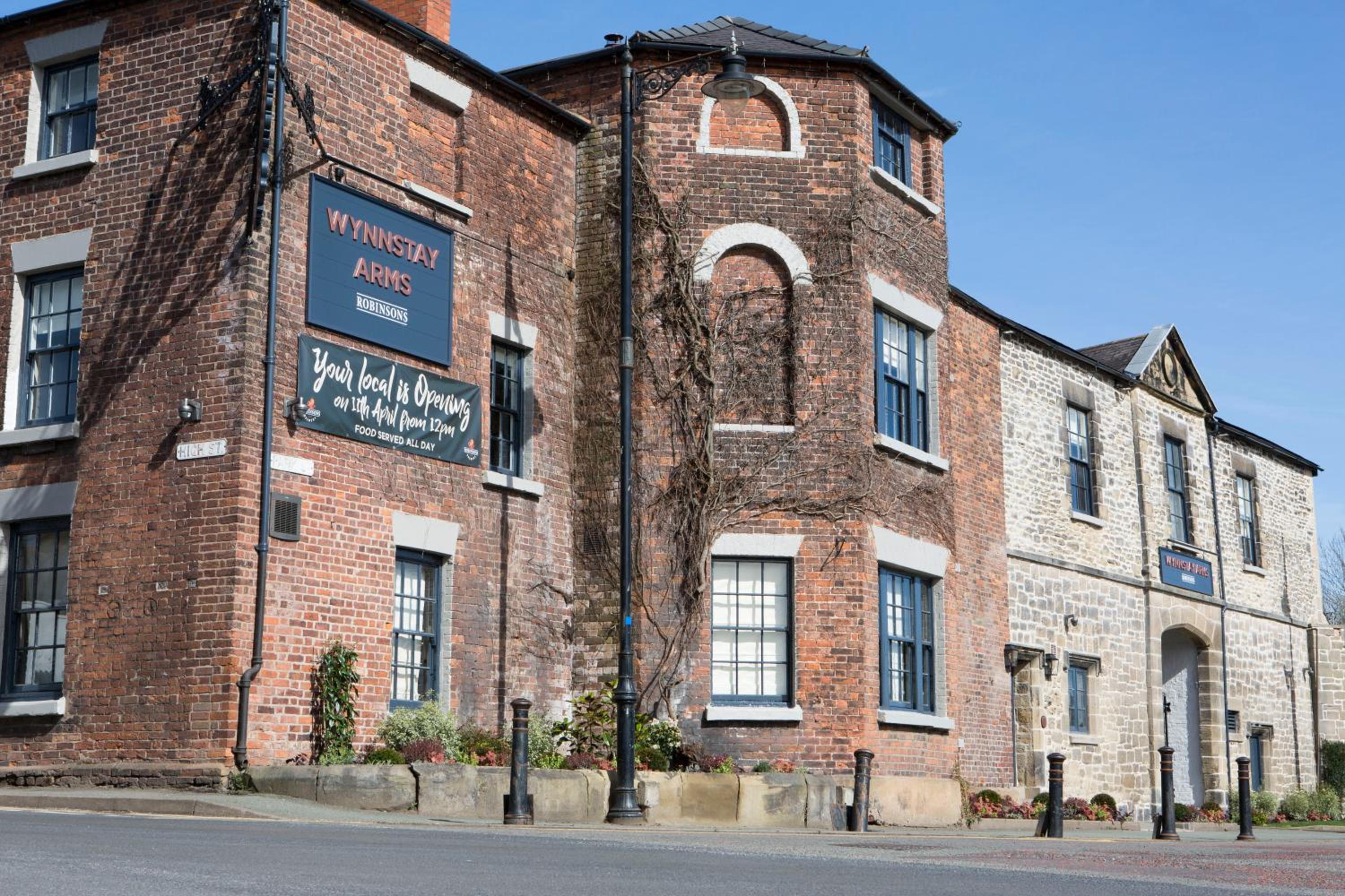 Wynnstay Arms, Ruabon, Wrexham view 3
