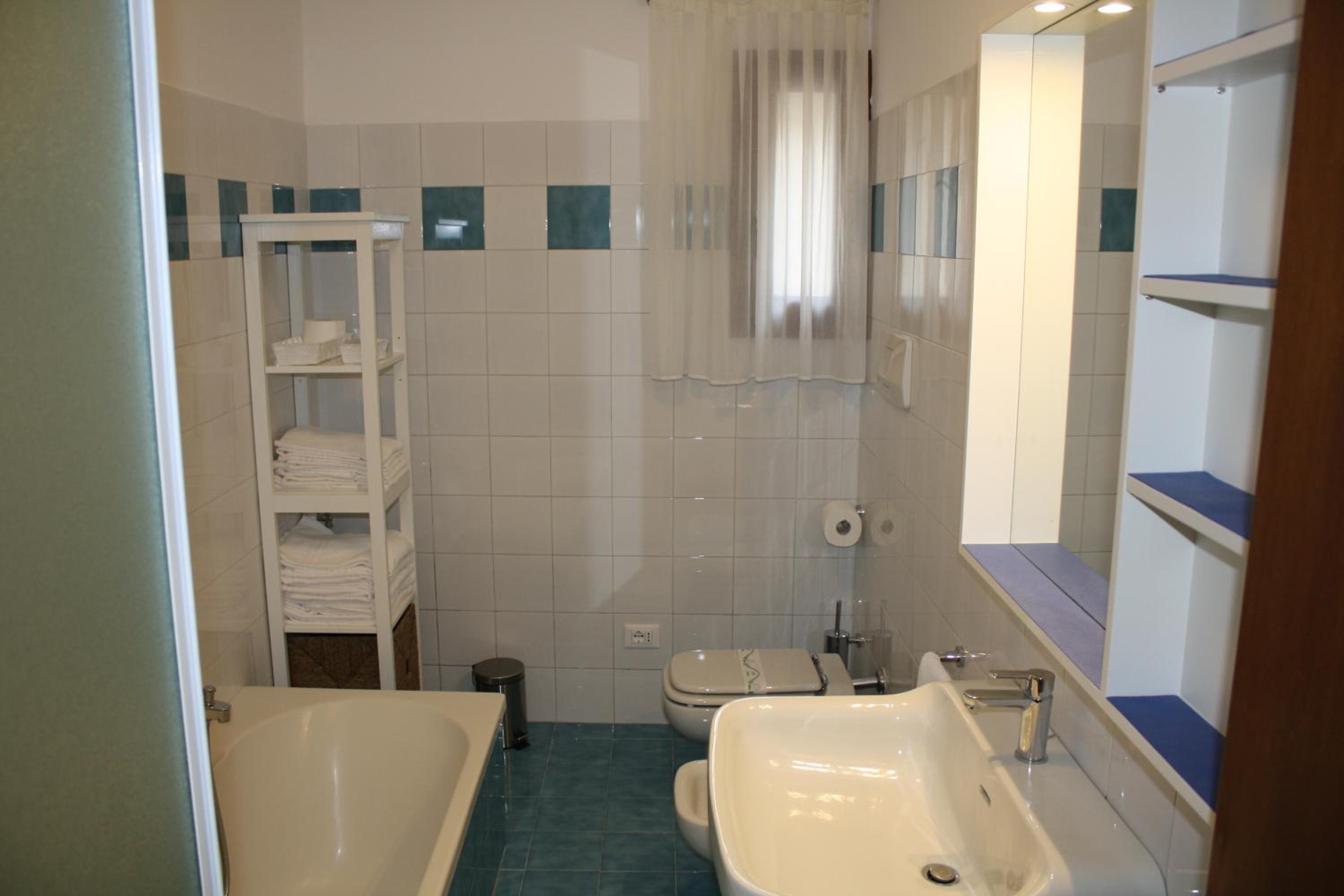 Photo 52