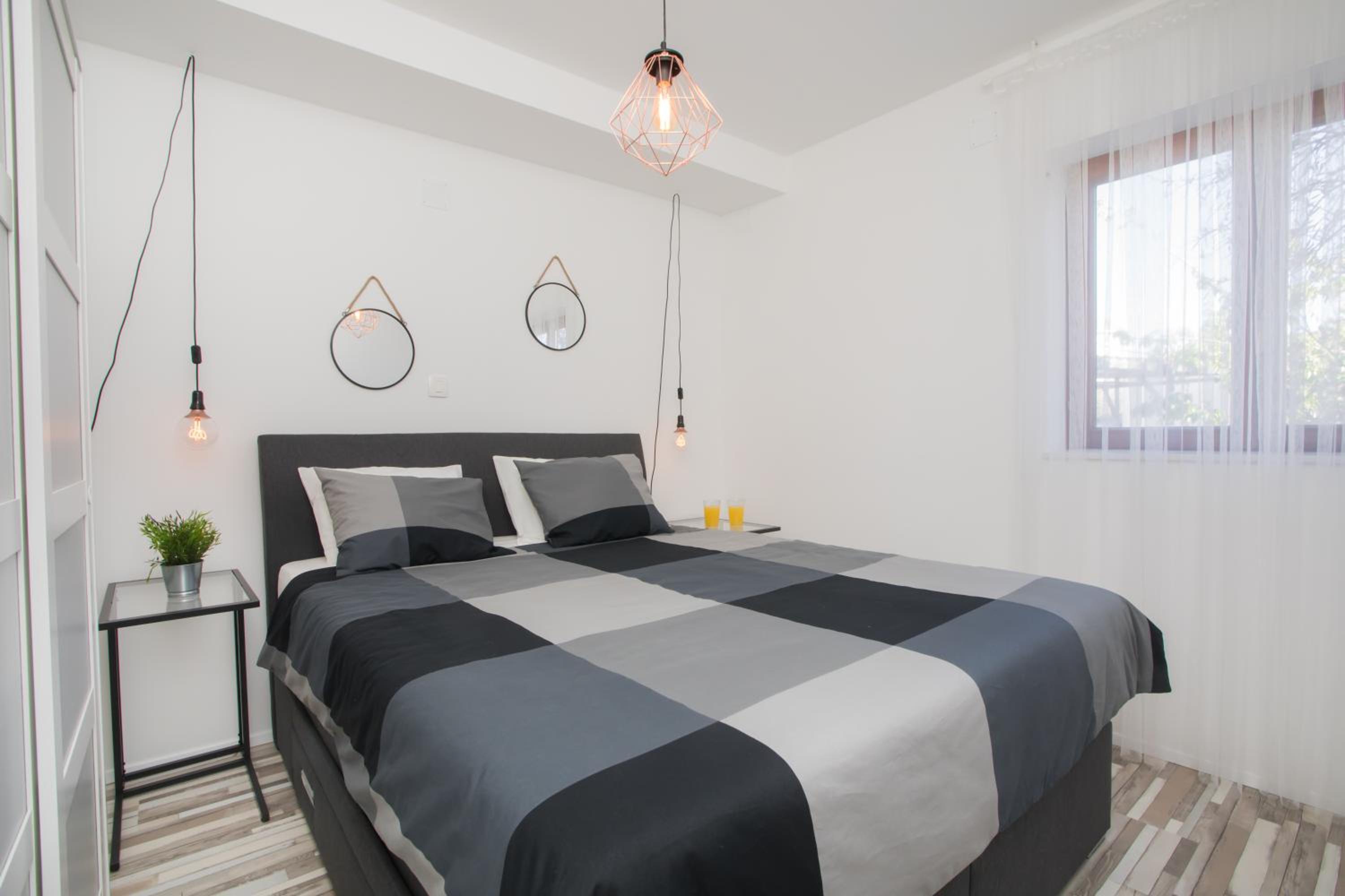 Photo 49