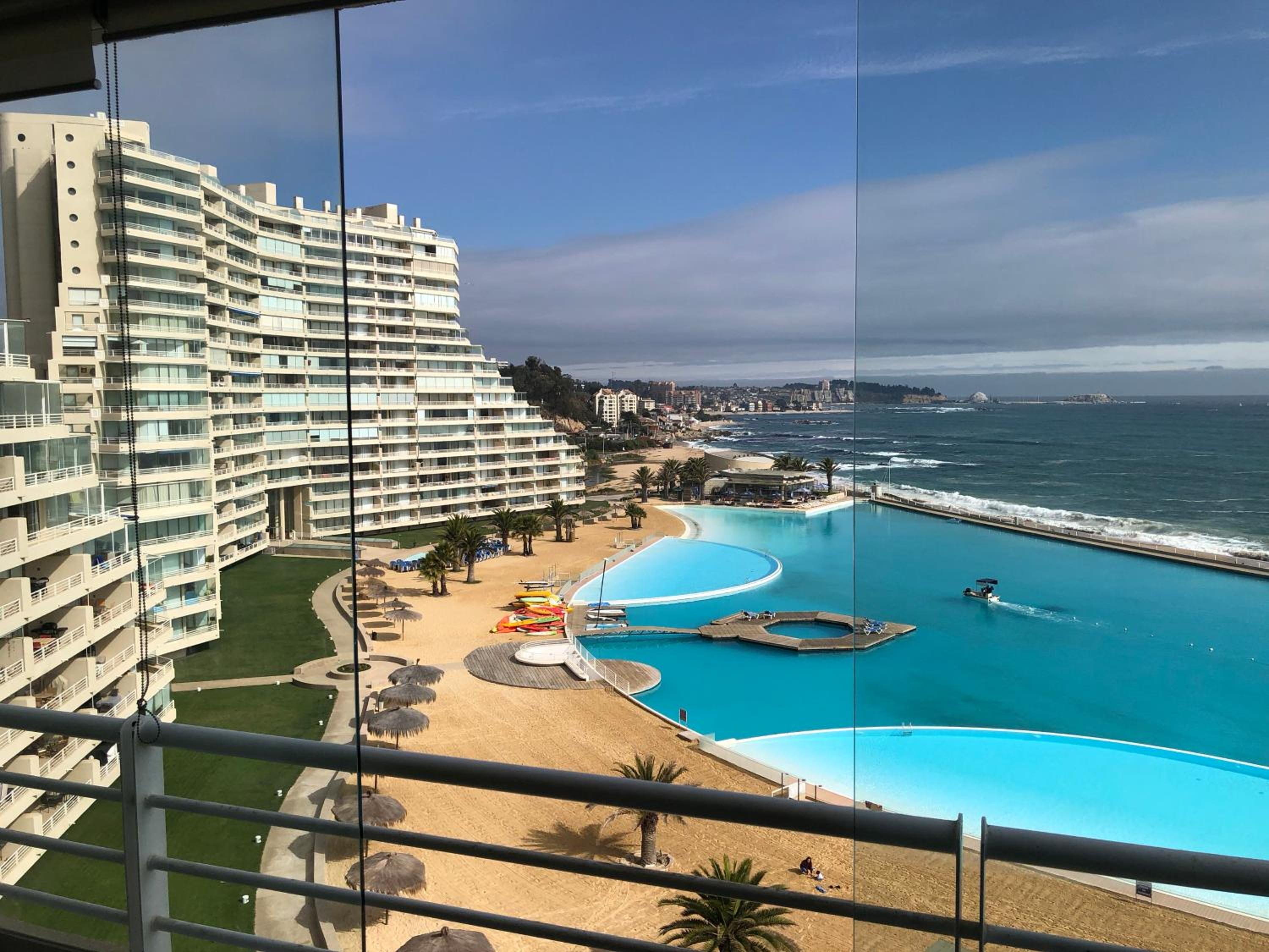 San Alfonso del Mar 802