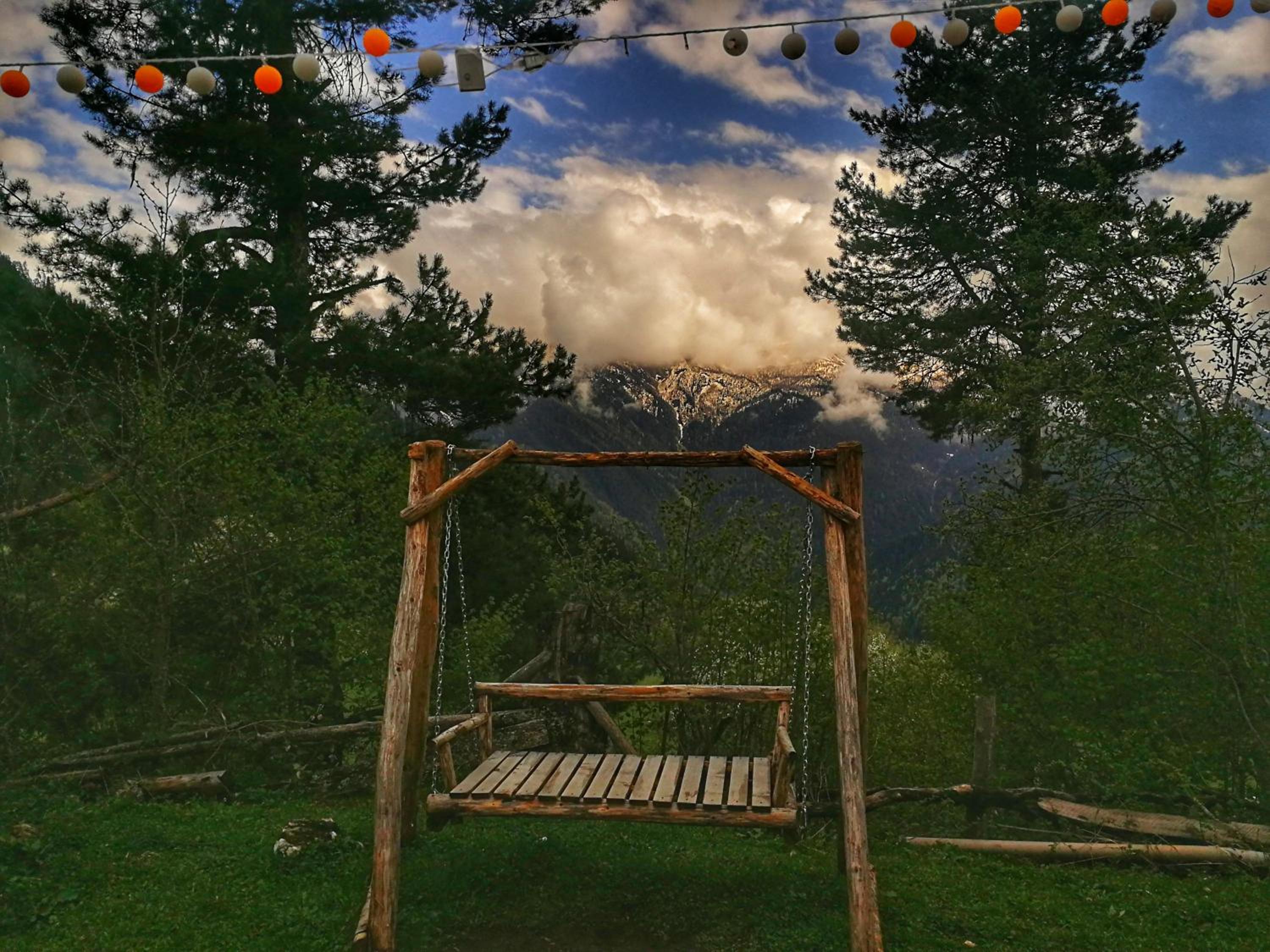 Heshkili huts and cabins Svaneti