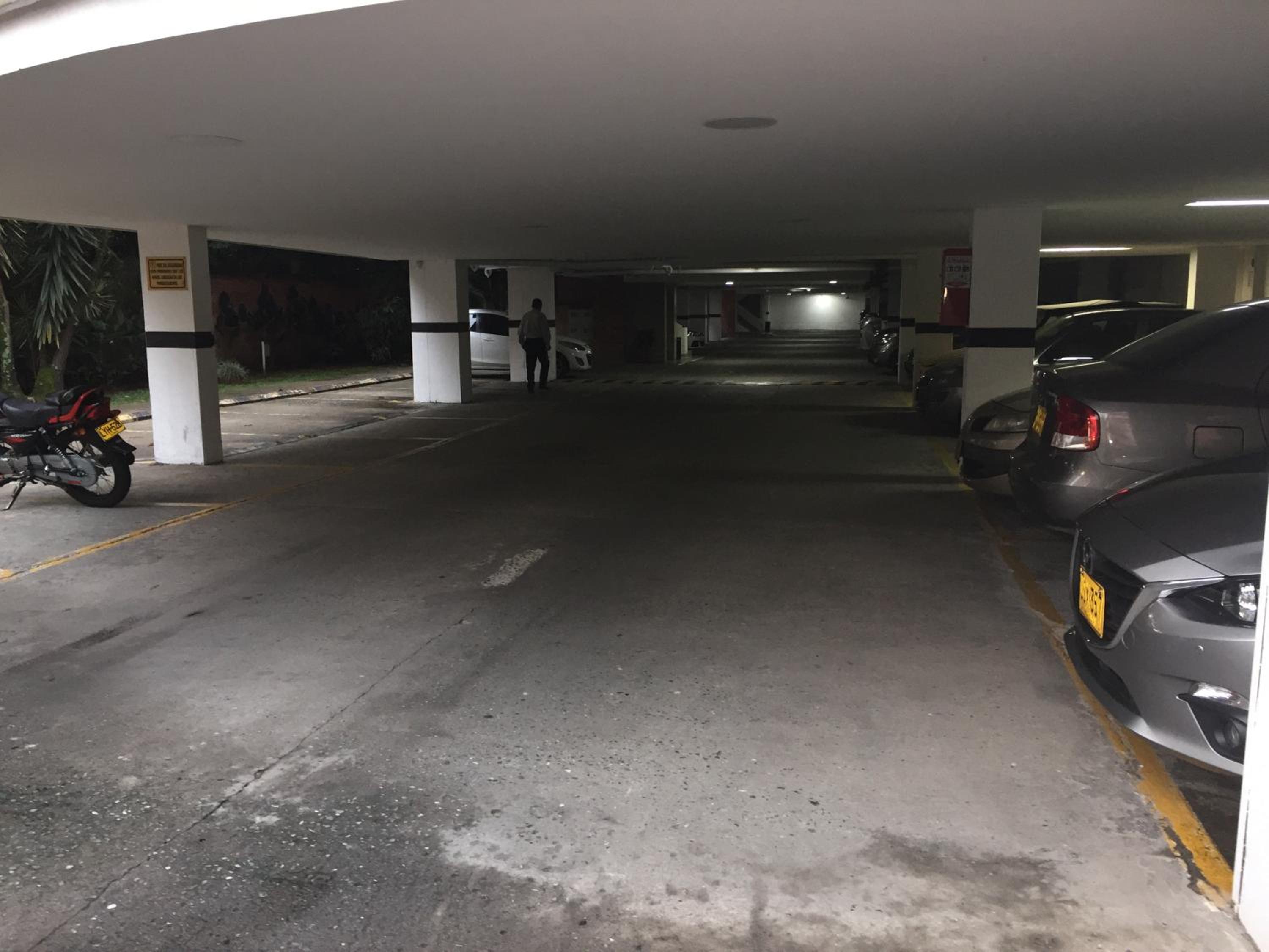 Apartamento cómodo , grande en Poblado Medellín
