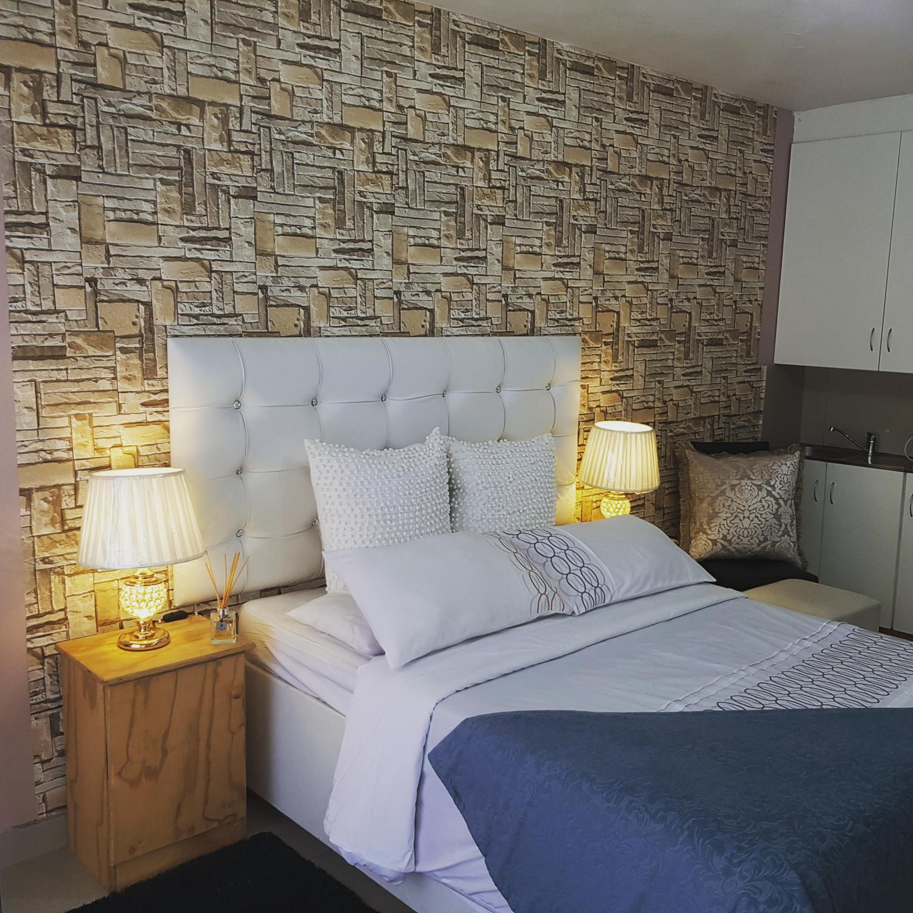 RJs Guesthouse