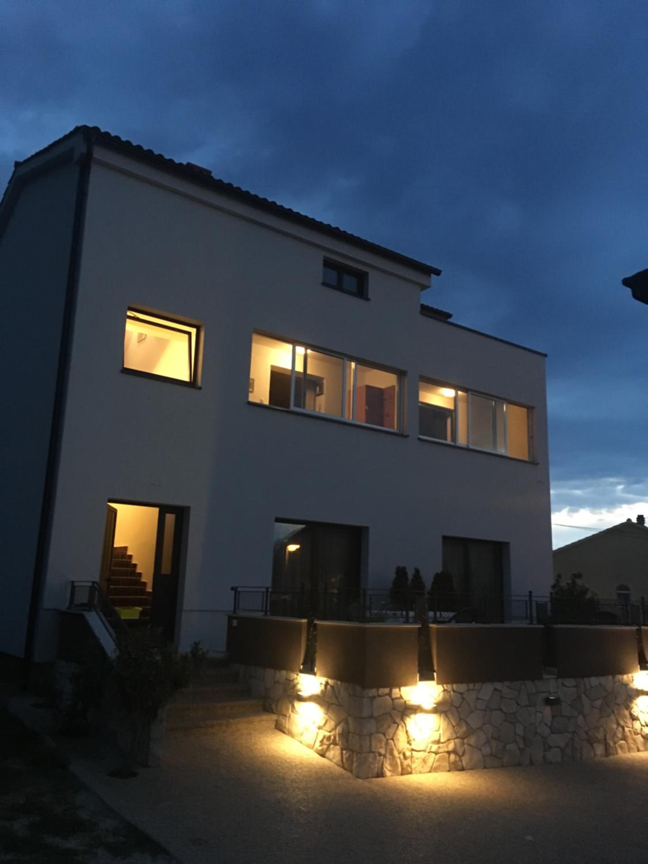 Apartment Ružmarin Porat view 4