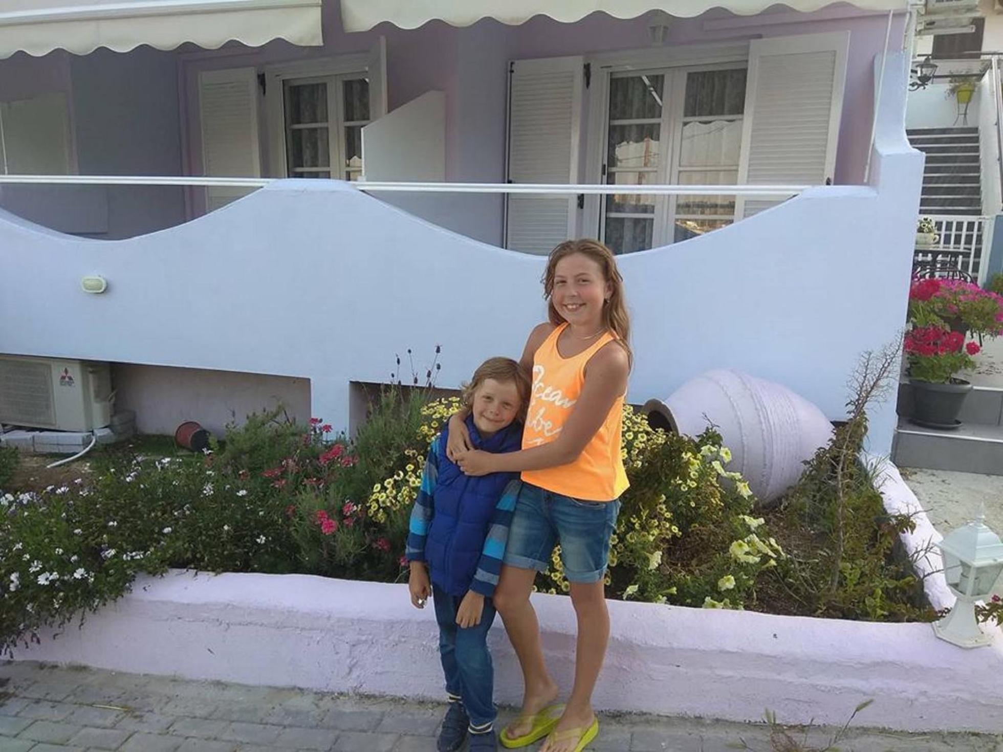 Ormos View Apartments