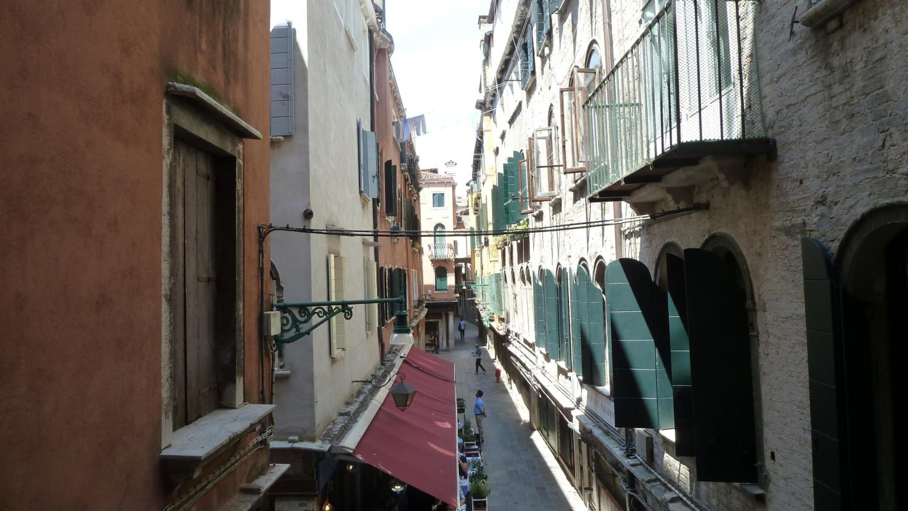 Rialto Suite 707