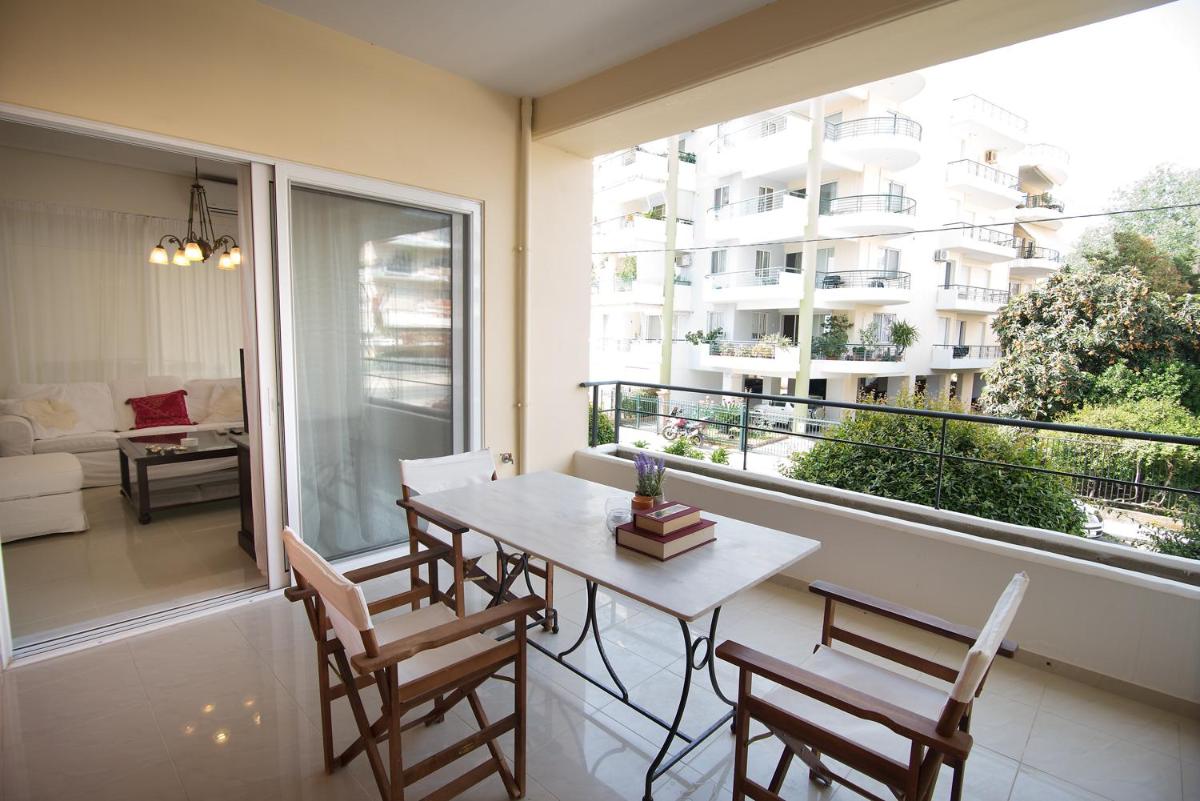 Explore Kalamata From a Brand New Apartment photo 4