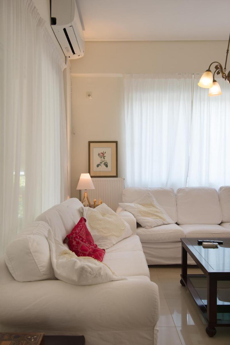 Explore Kalamata From a Brand New Apartment photo 3