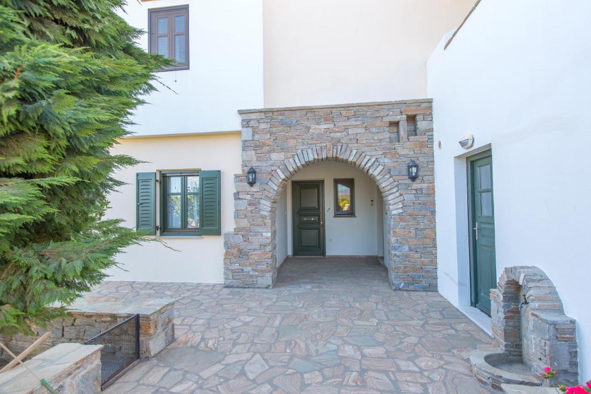 Polykarpos Villa photo 3