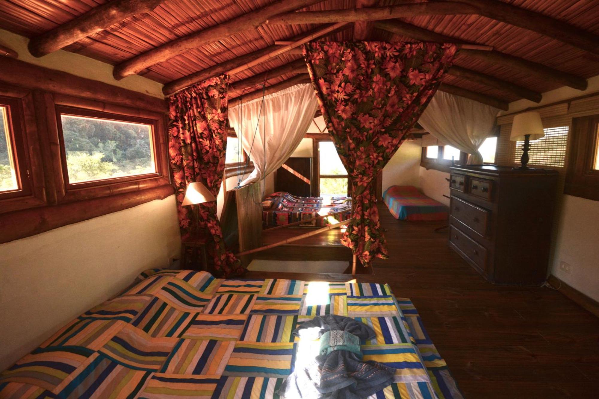 Vista Alegre Ecoaventuras, trilhas e cachoeiras