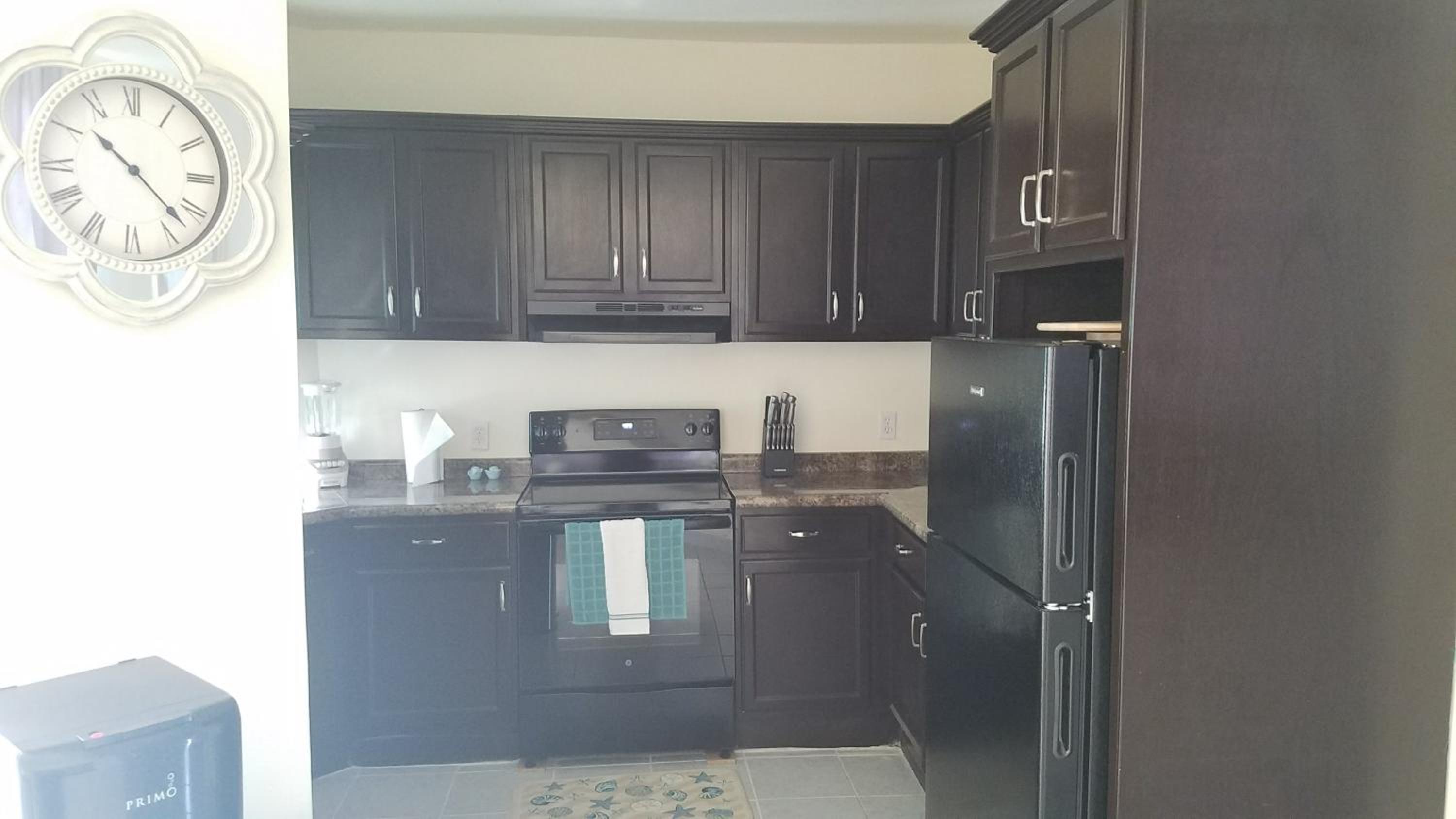 villa serena 4 Beds, 2 Bath view 2