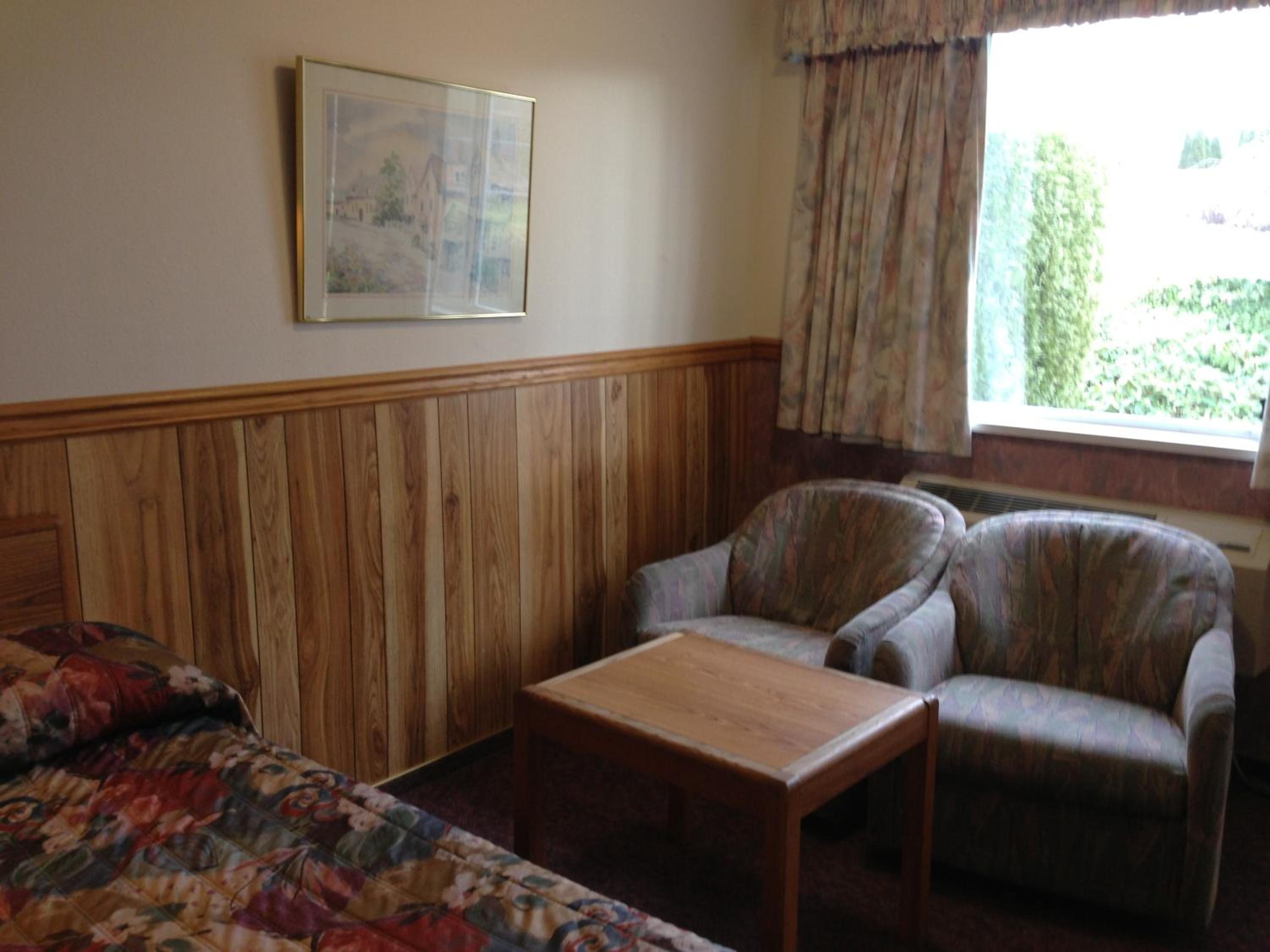 Rainbow Motor Inn