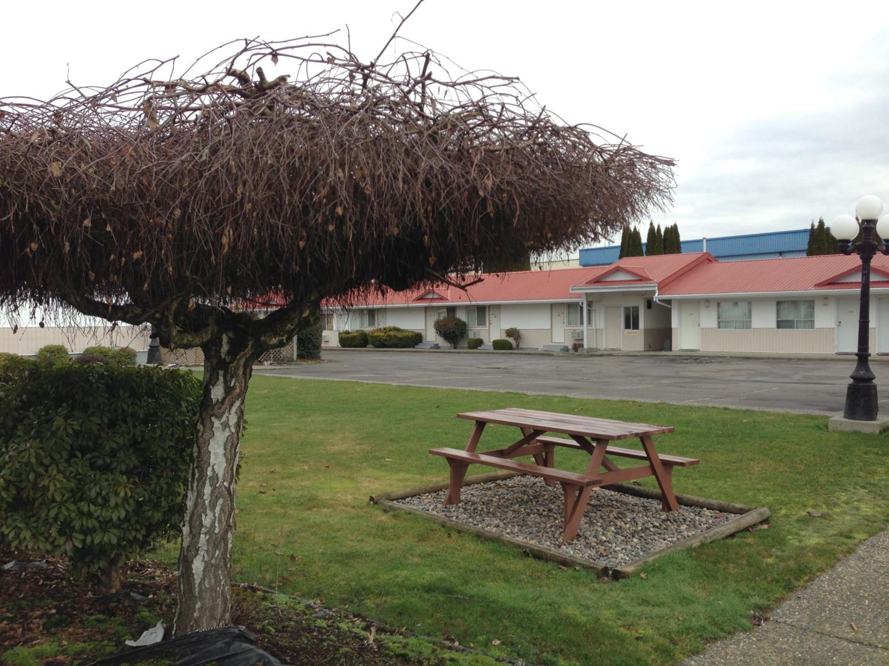Rainbow Motor Inn