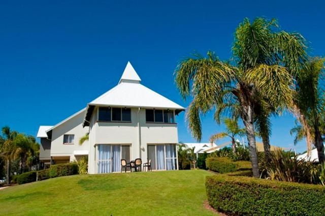 Hotel Mercure Bunbury Sanctuary Golf Resort - Image 1