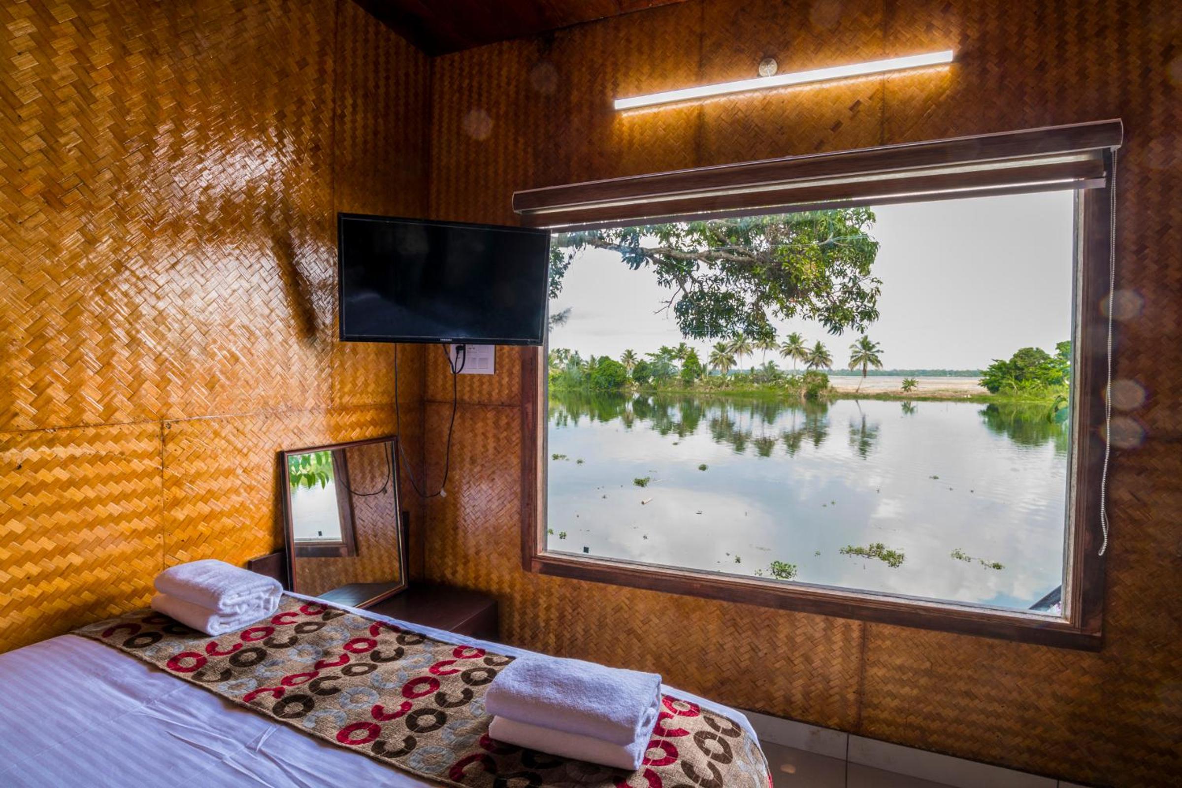 Warmth Lake Haven