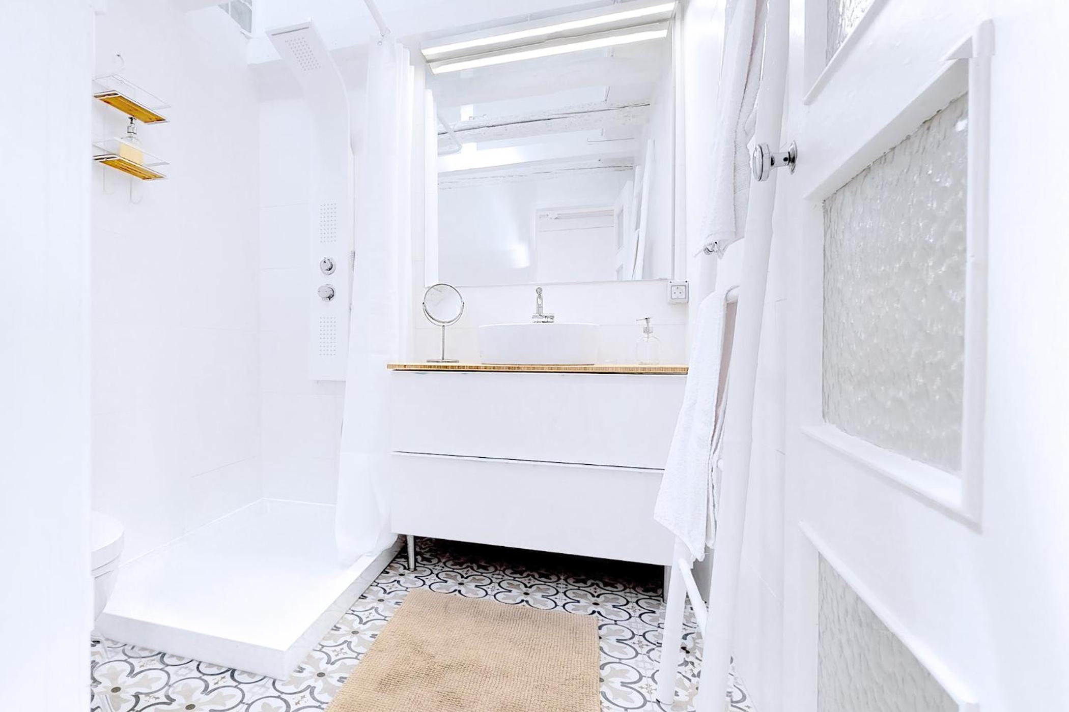 18th Century Loft view 5