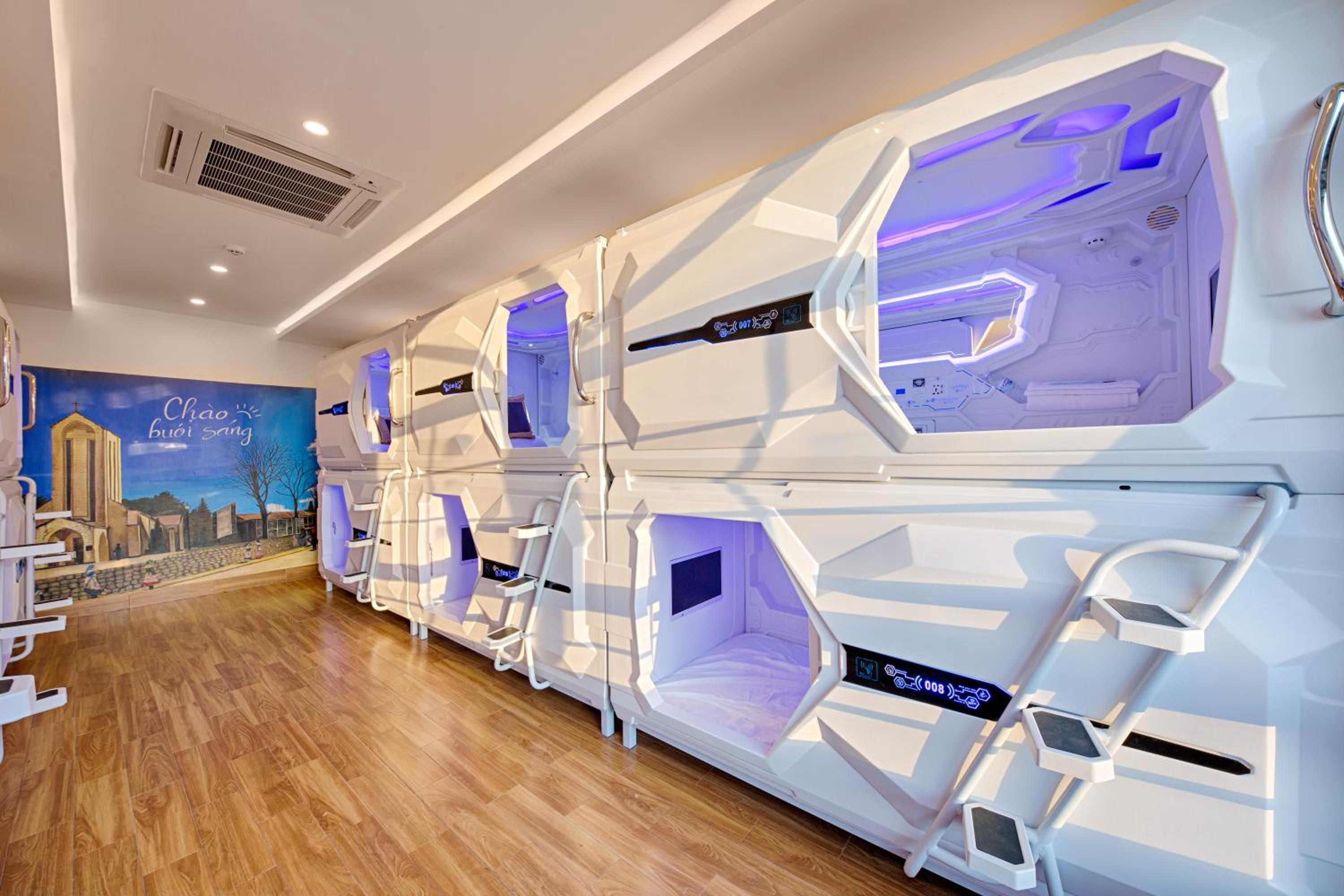 Danang Capsule Hotel & Rooftop Bar