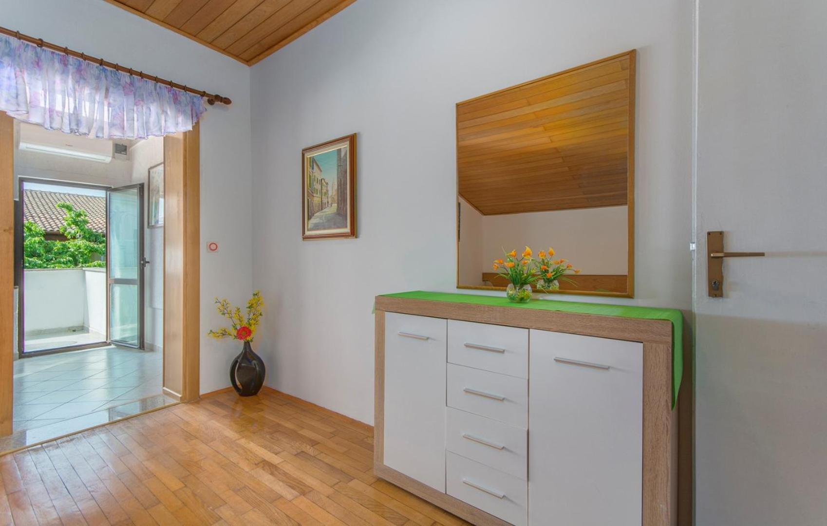 Apartments Emili - Property Image 14