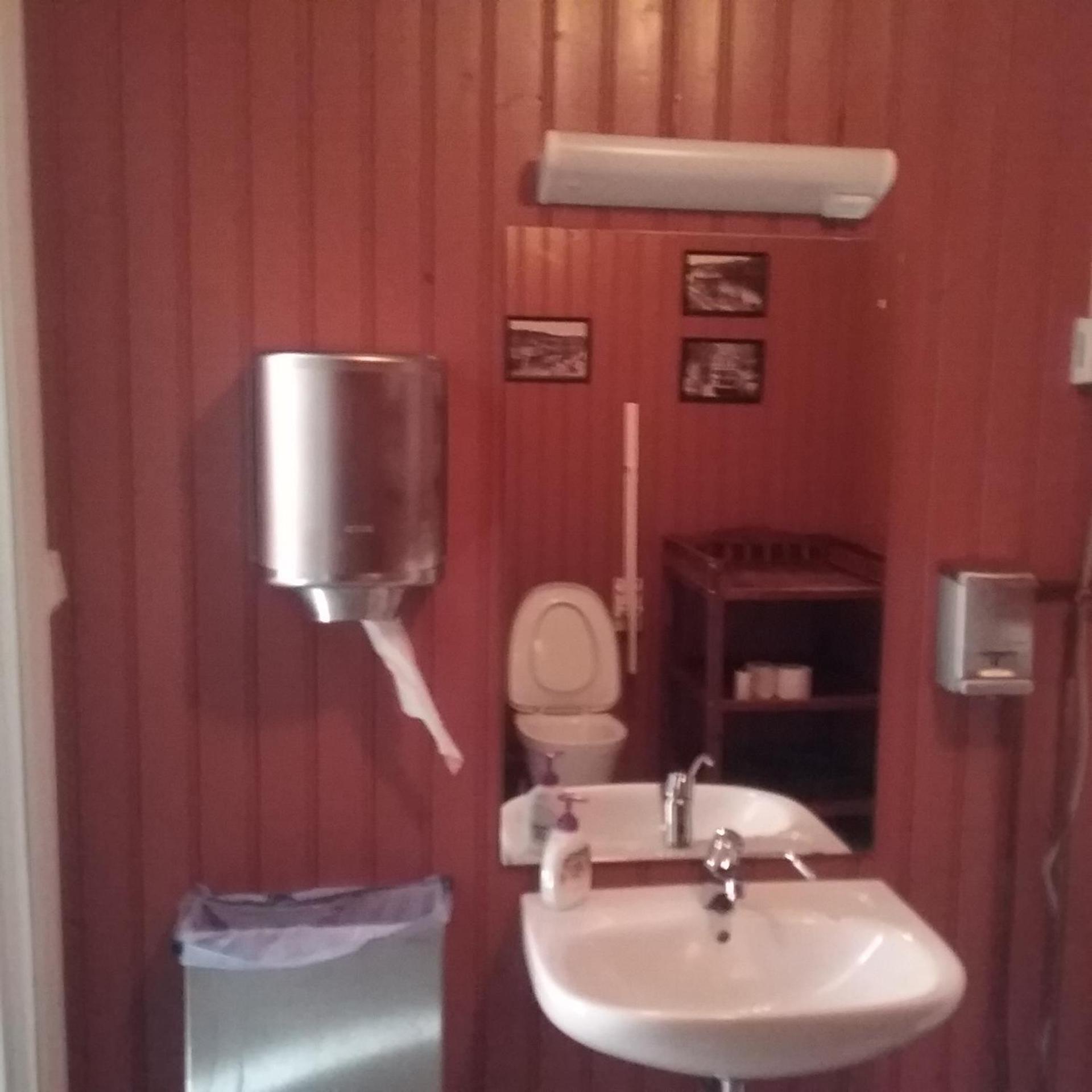 Photo 12