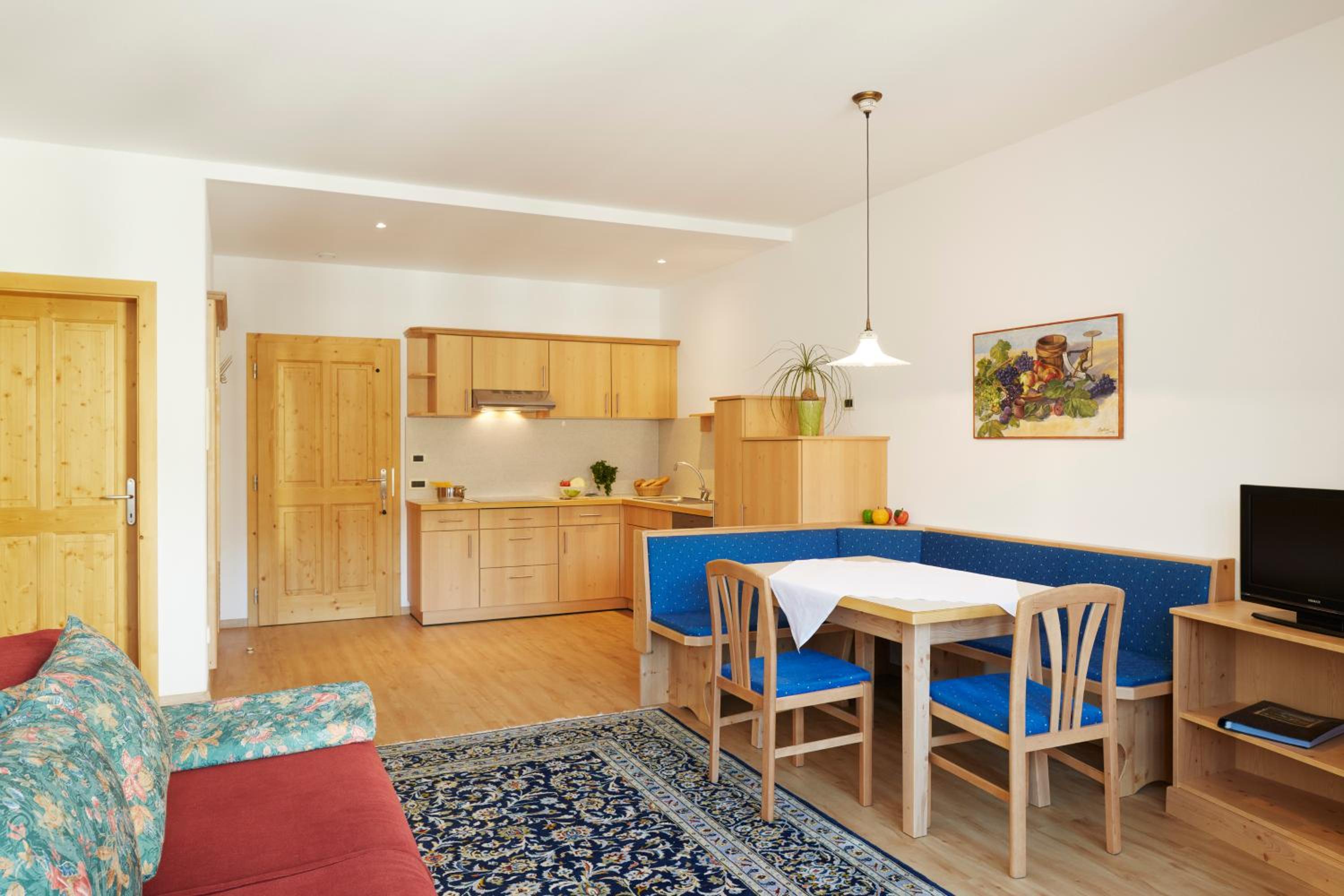 Kreuzwegerhof Nals - Historic Nature Stay with Pool near Meran & Bozen