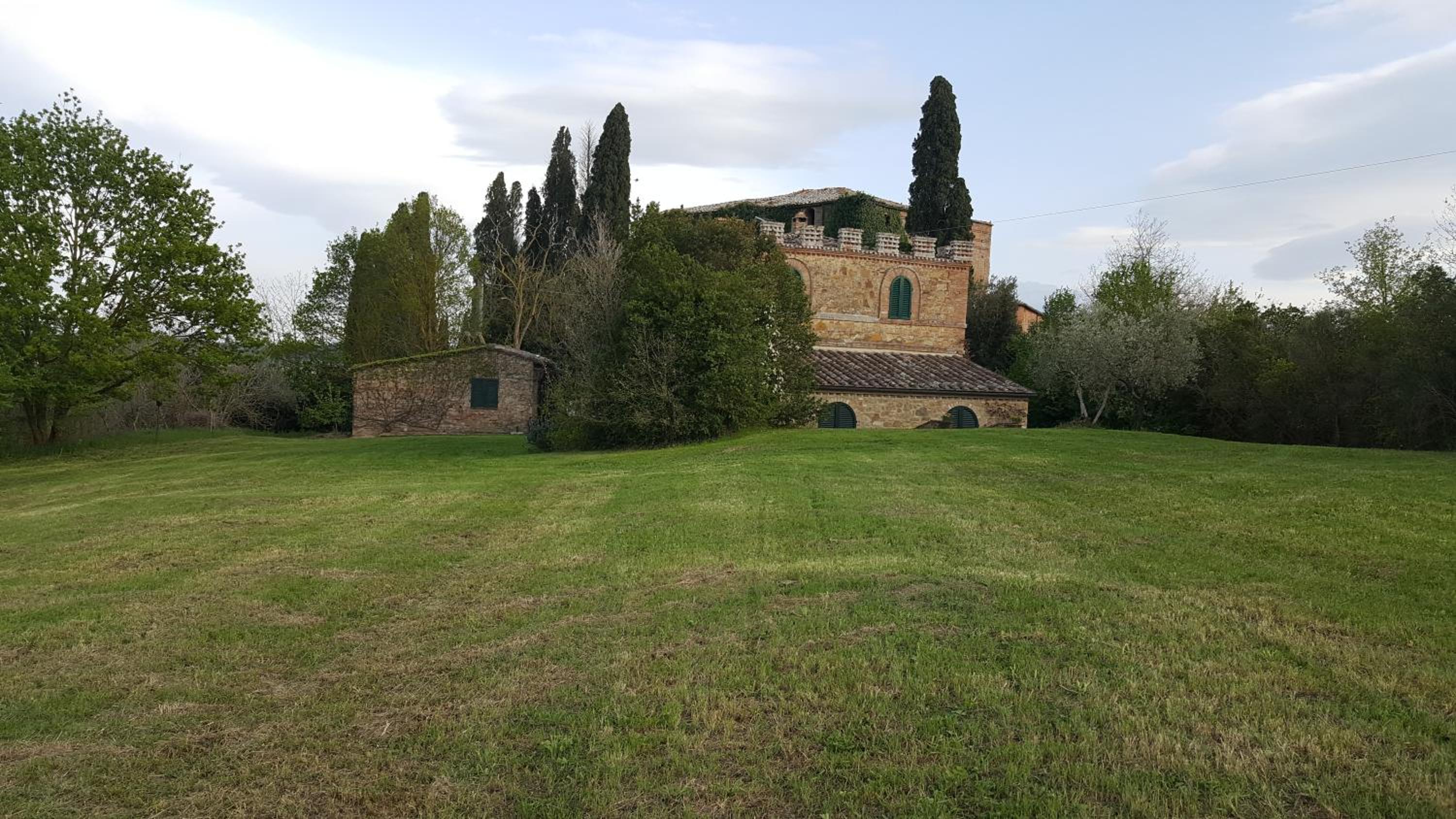 villa montalcino palazzina castelverdelli view 2