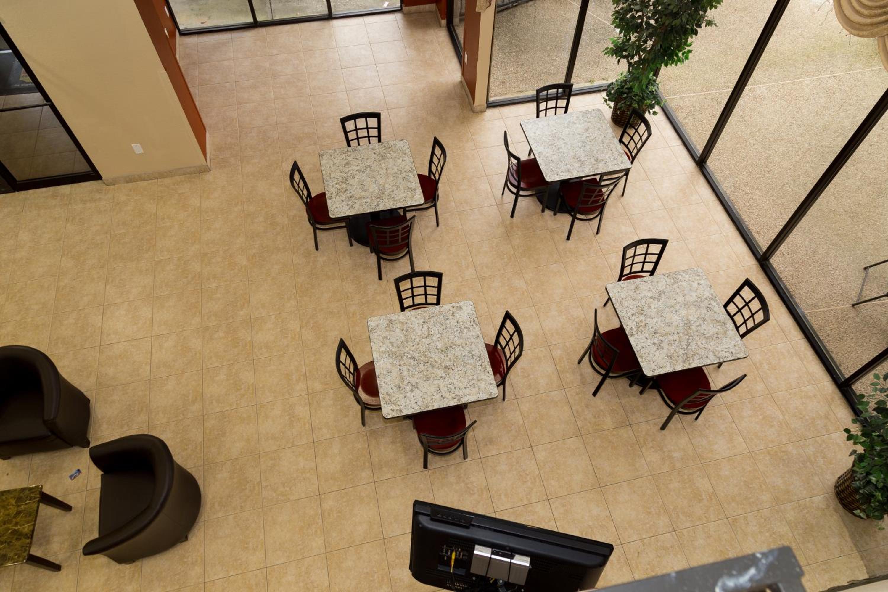 Red Lion Inn Suites IAH Airport East - Property Image 29