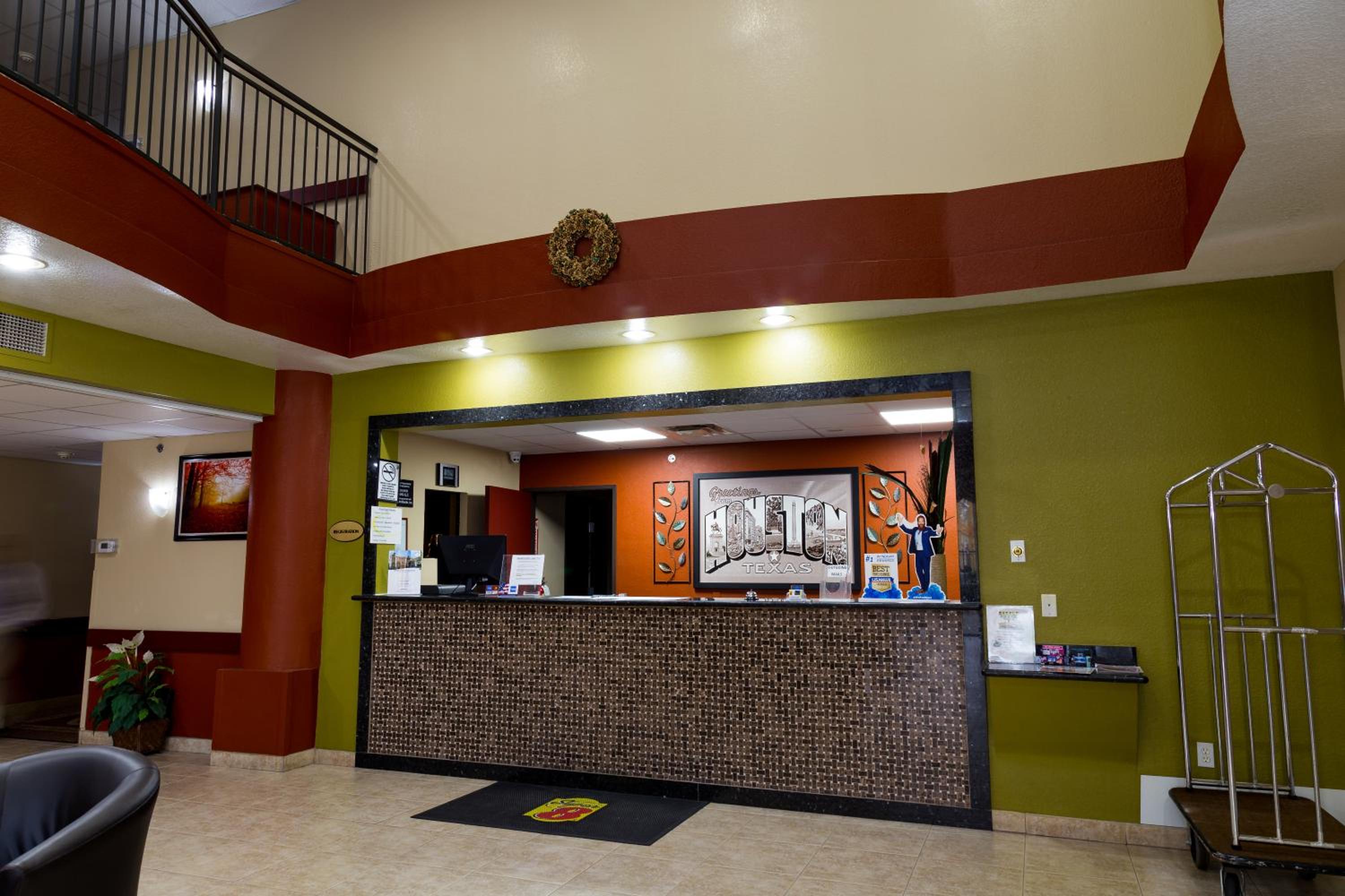 Red Lion Inn Suites IAH Airport East - Property Image 46