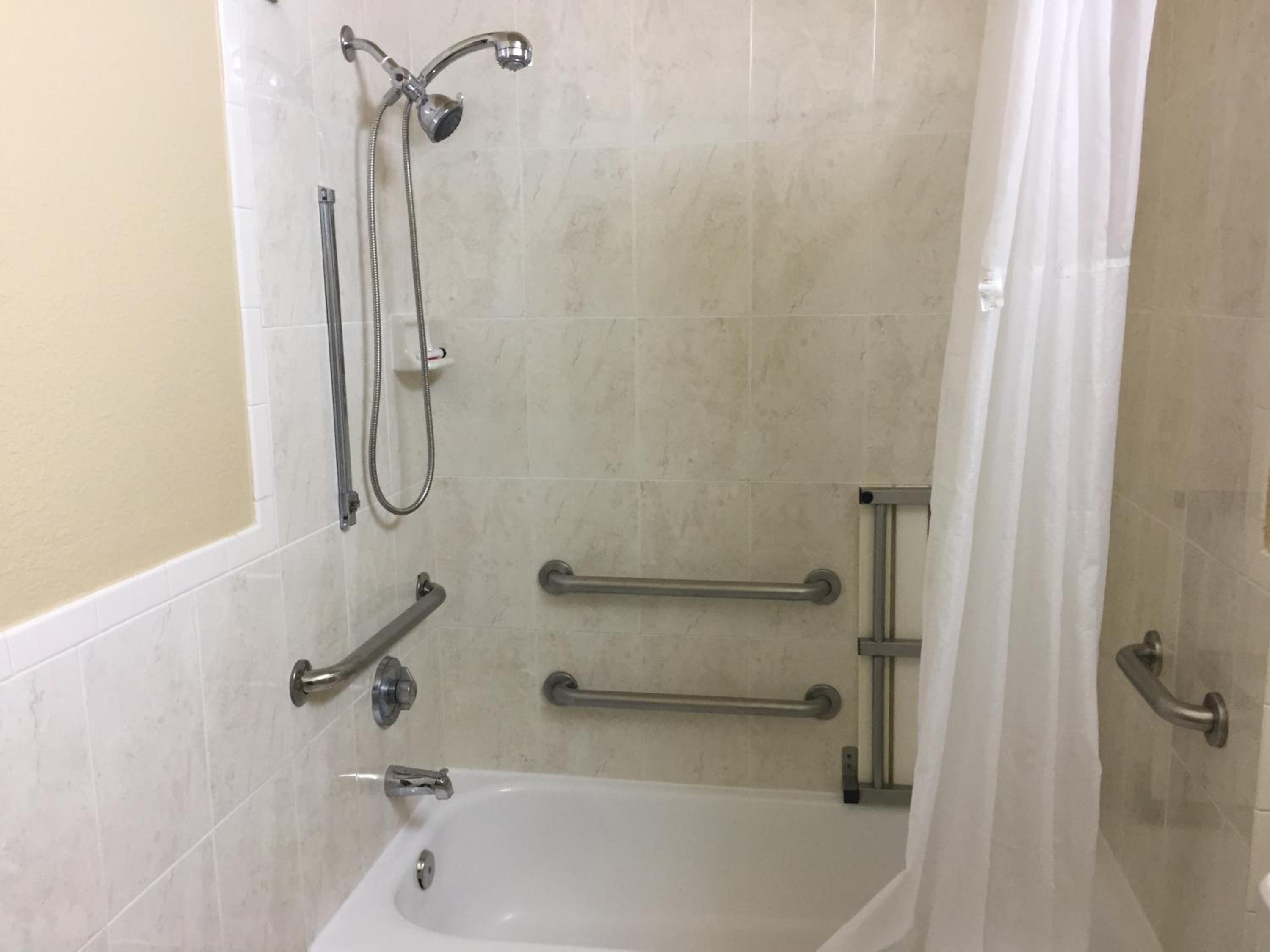 Red Lion Inn Suites IAH Airport East - Property Image 34