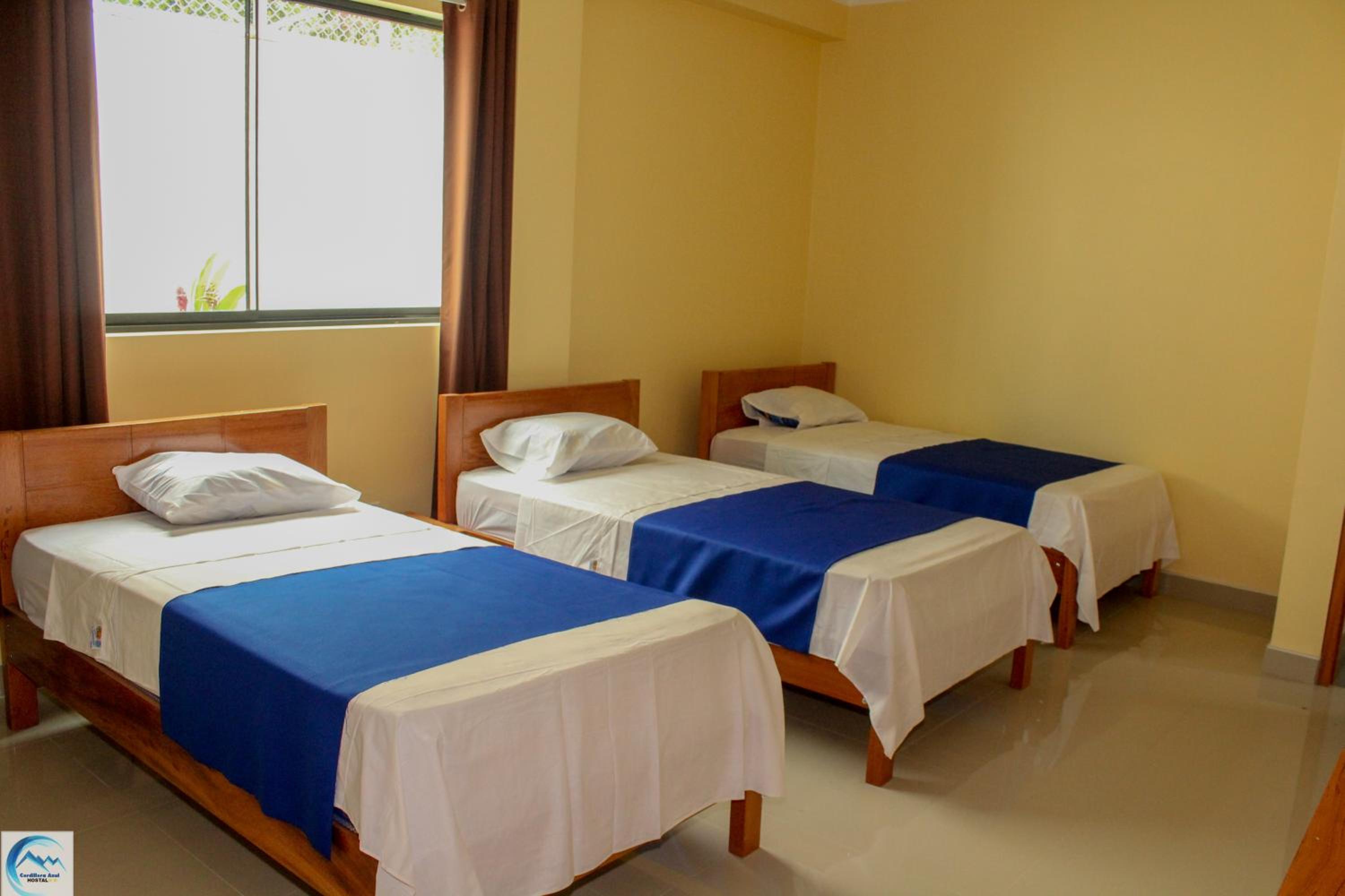 Hostal Cordillera Azul