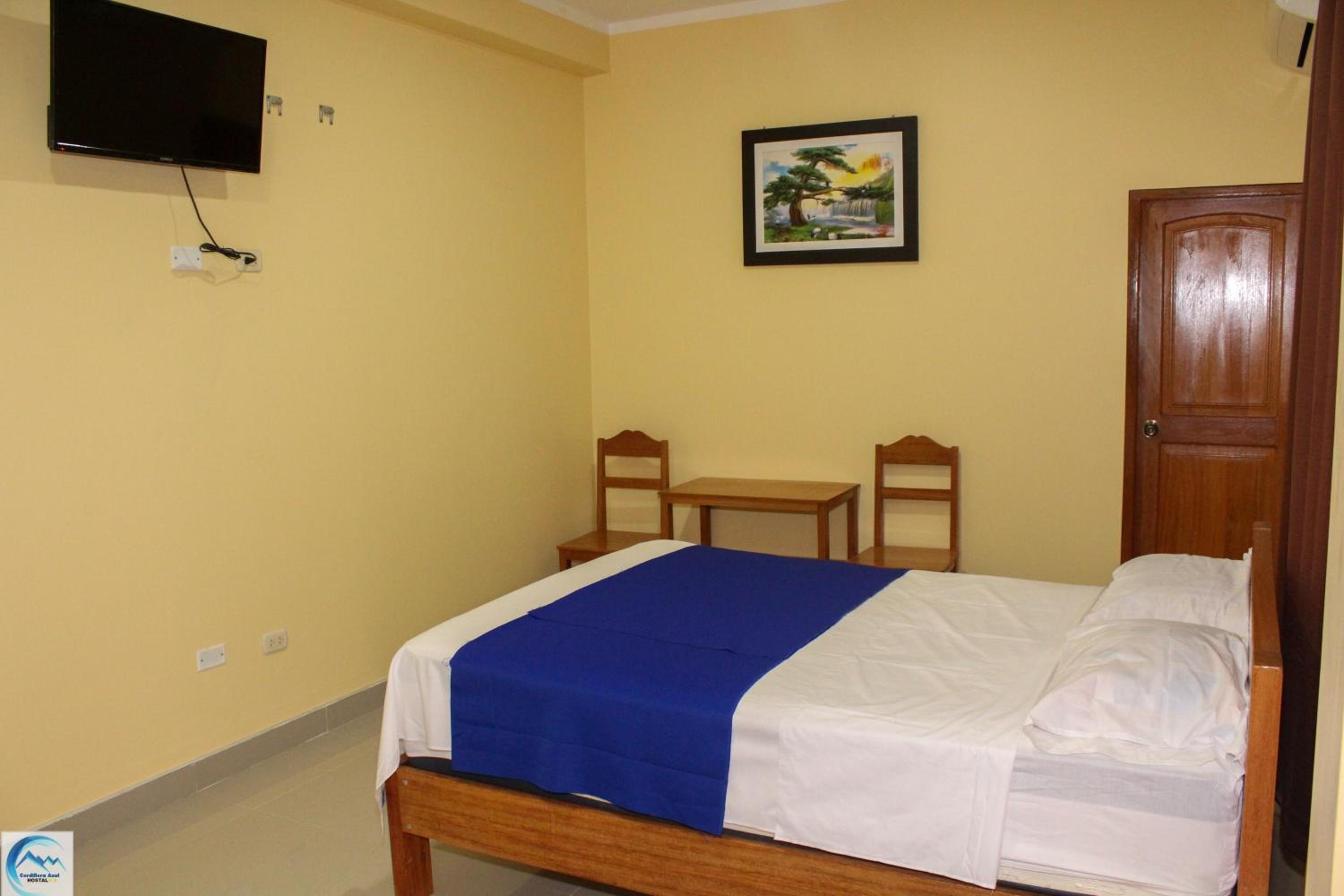 Hostal Cordillera Azul