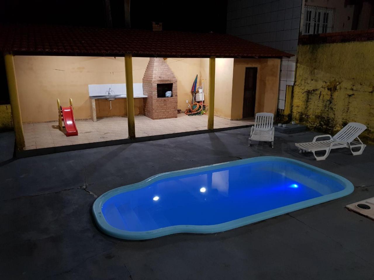 Casa no atalaia 2km da praia