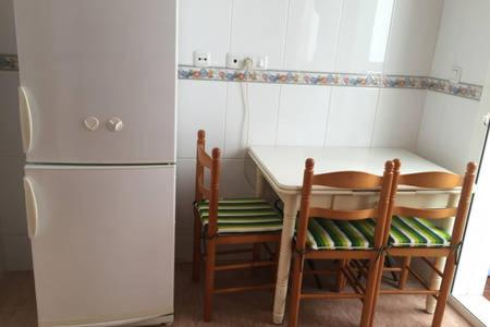 Apartamento Roquetas playa con WIFI view 3