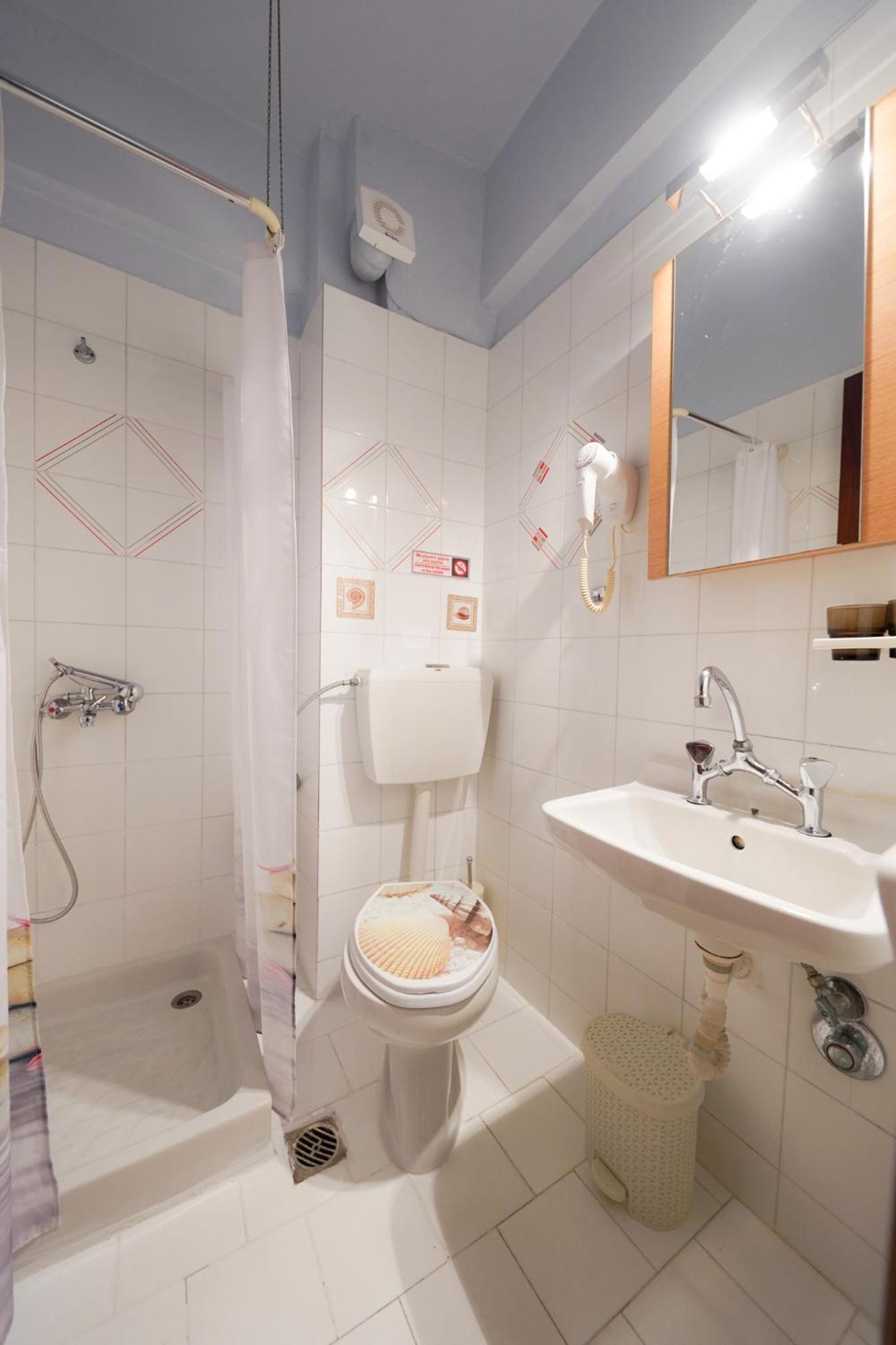 Dionisos Palms Apartments
