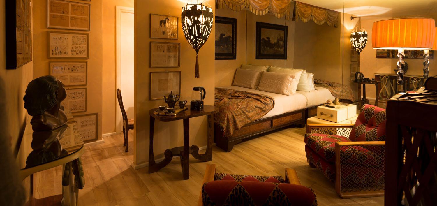 hotel room
