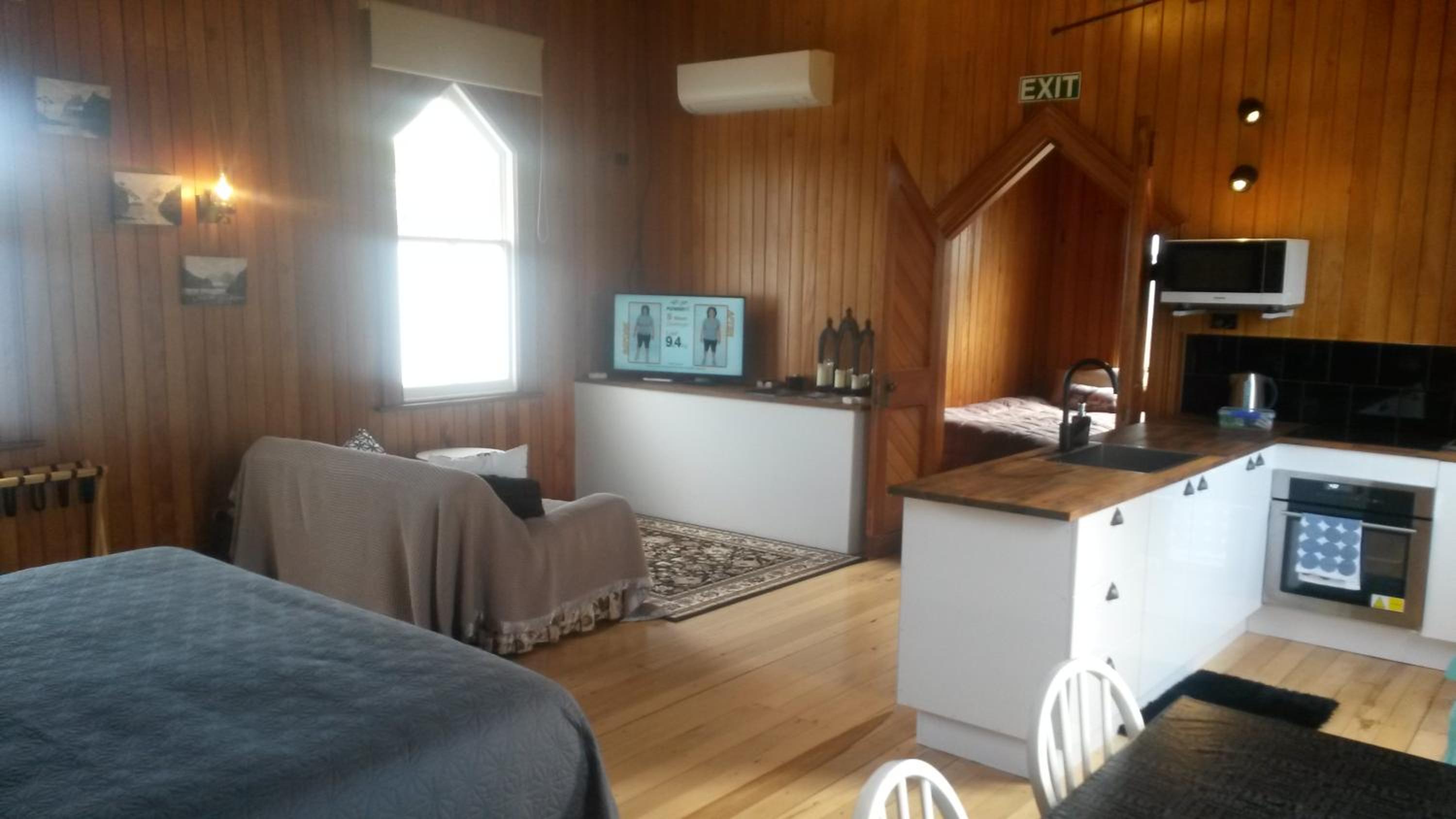 Photo 9
