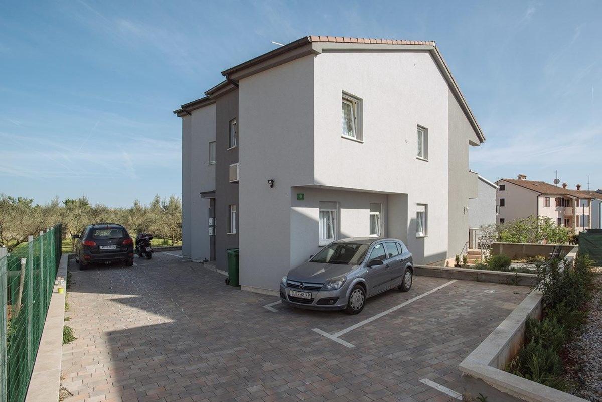 Apartments Elviana
