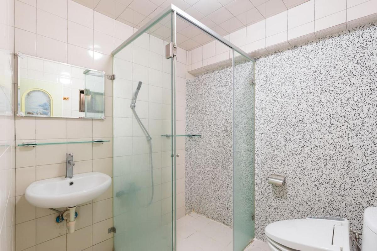 Tainan B&B Hall West Centra