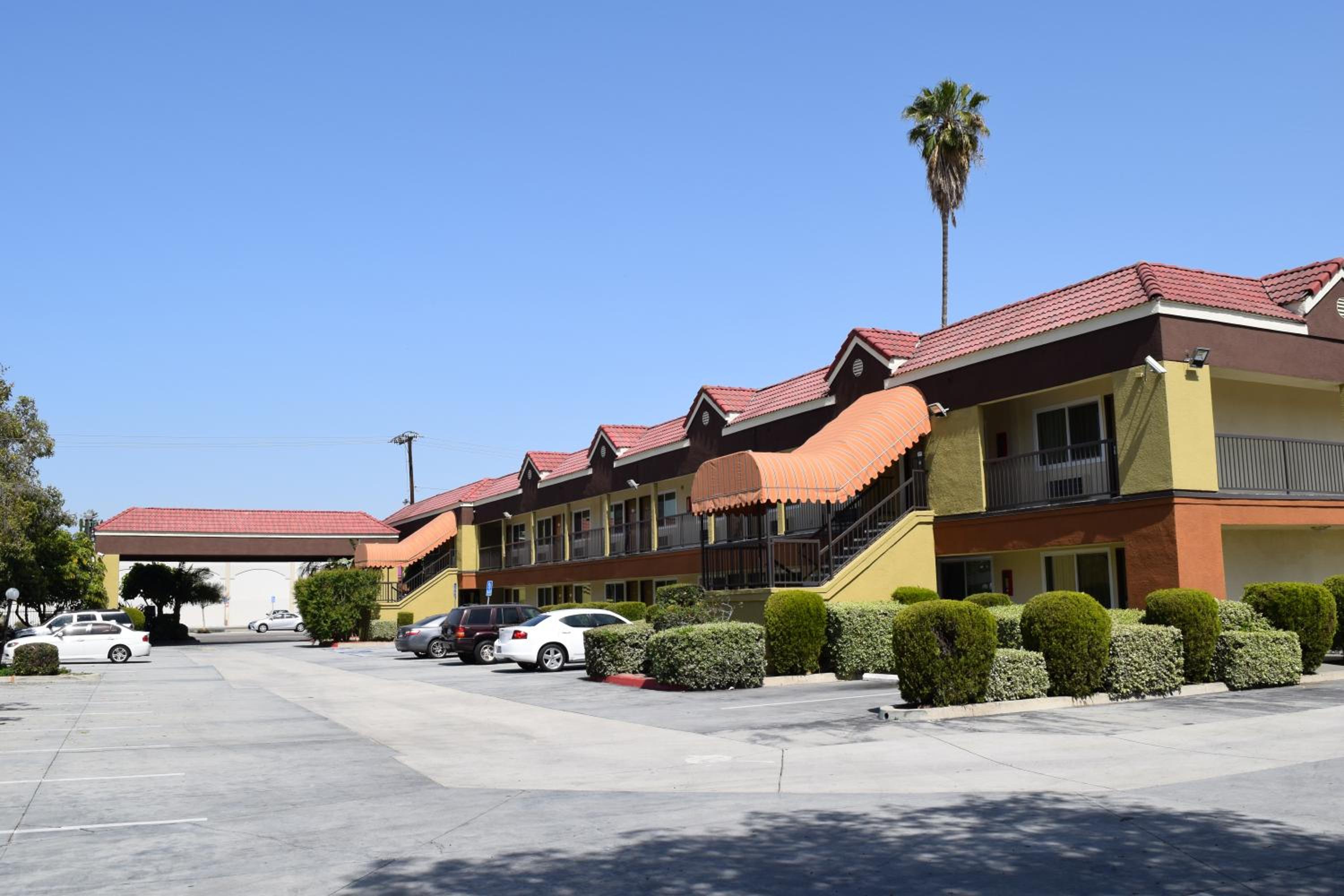 Budget Inn - Property Image 20