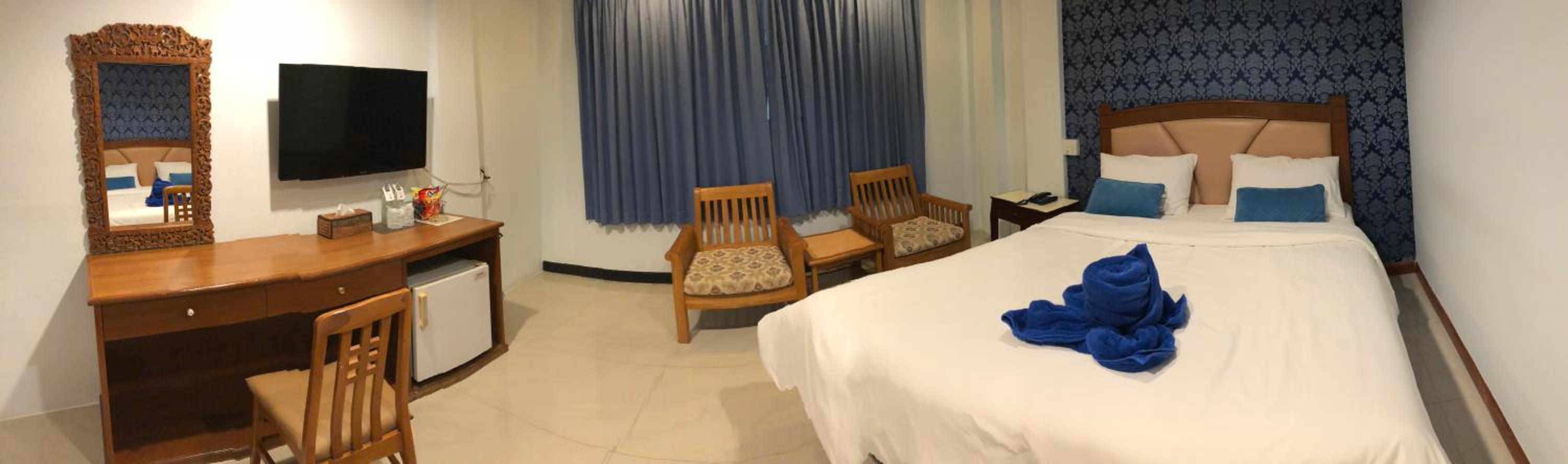 At Bangkok Hotel