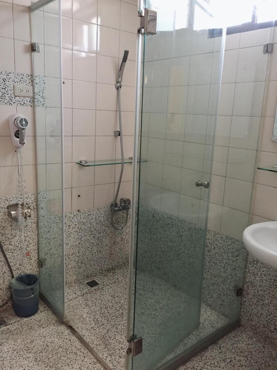 Tainan B&B Hall West Centra