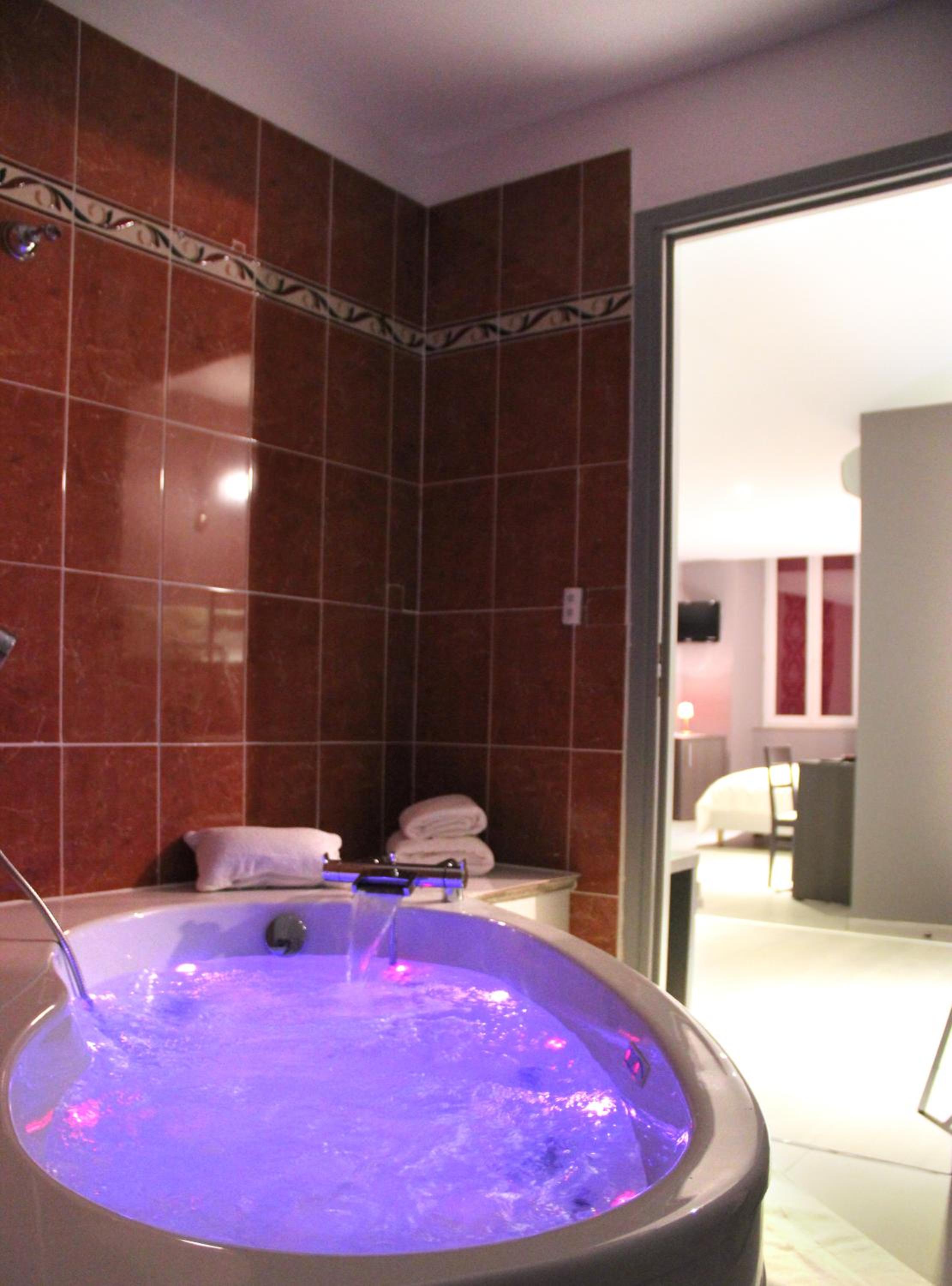 Jacuzzi