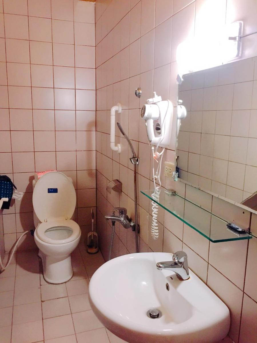 Tainan B&B Hall West Centra