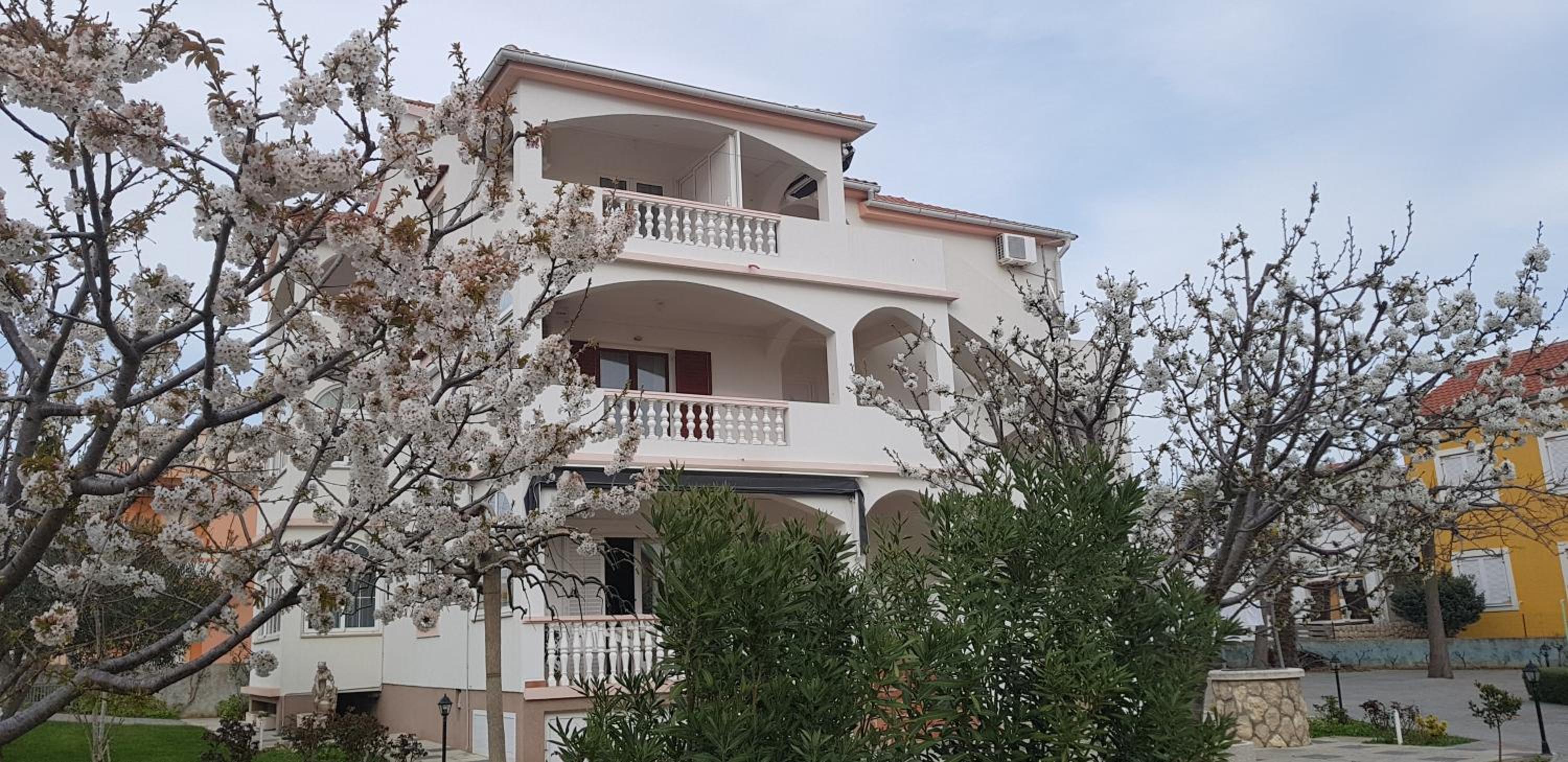 Apartmani Sanja