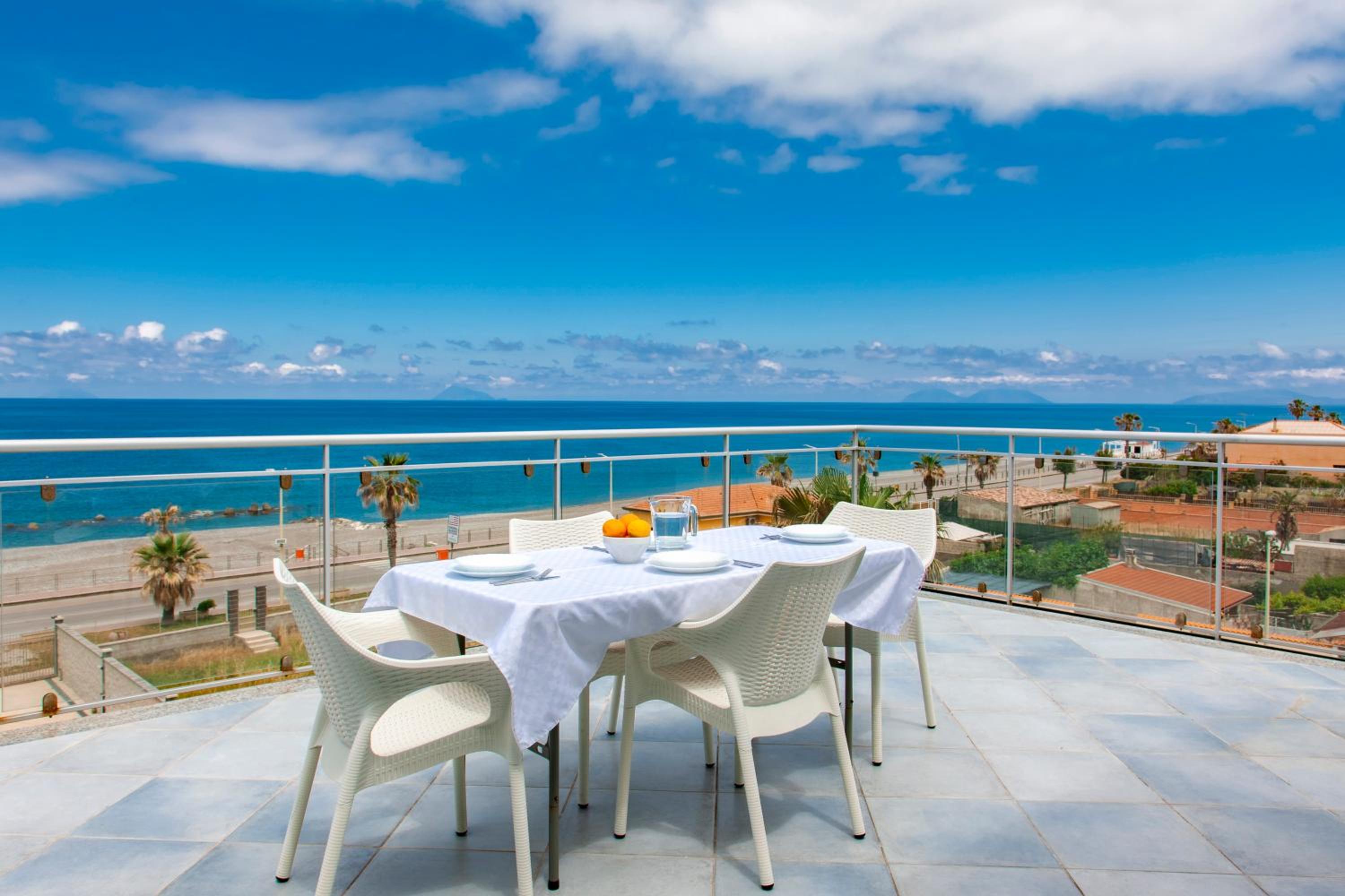 Terraces d'Orlando - Family Apartments with Sea View and Pool