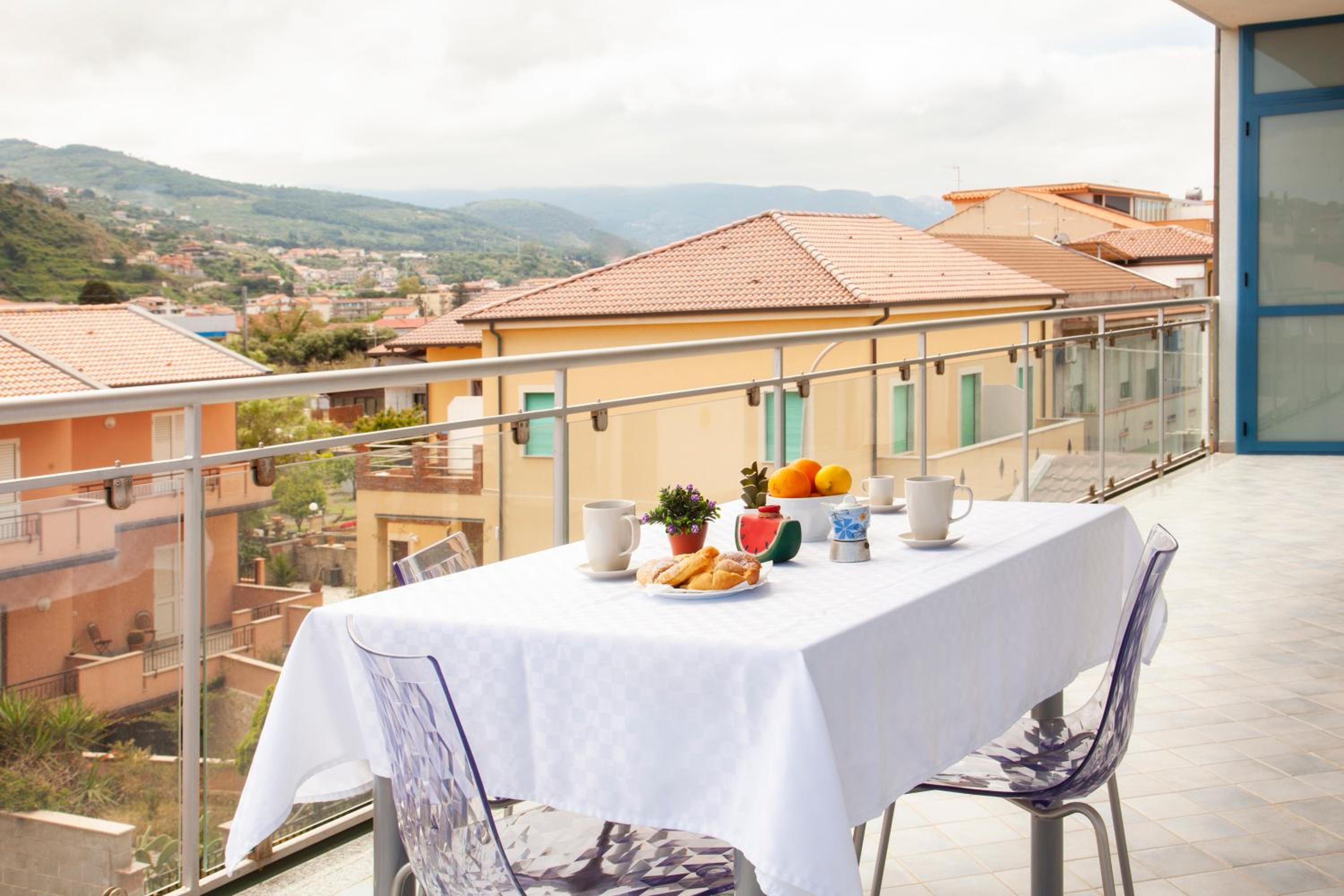 Terraces d'Orlando - Family Apartments with Sea View and Pool