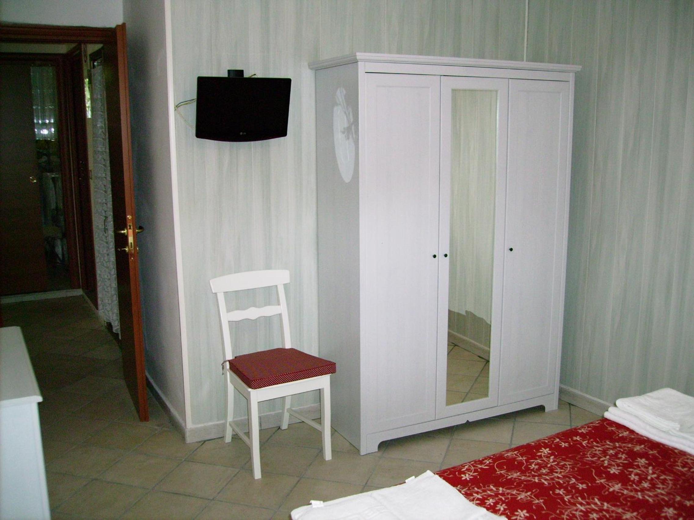 Photo 23