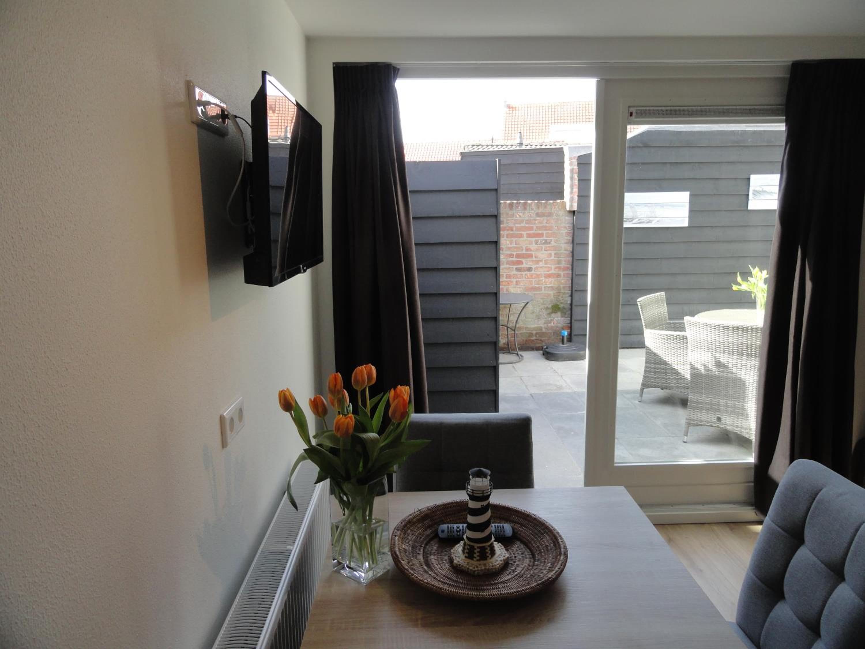 Apartment Lotte Domburg view 3
