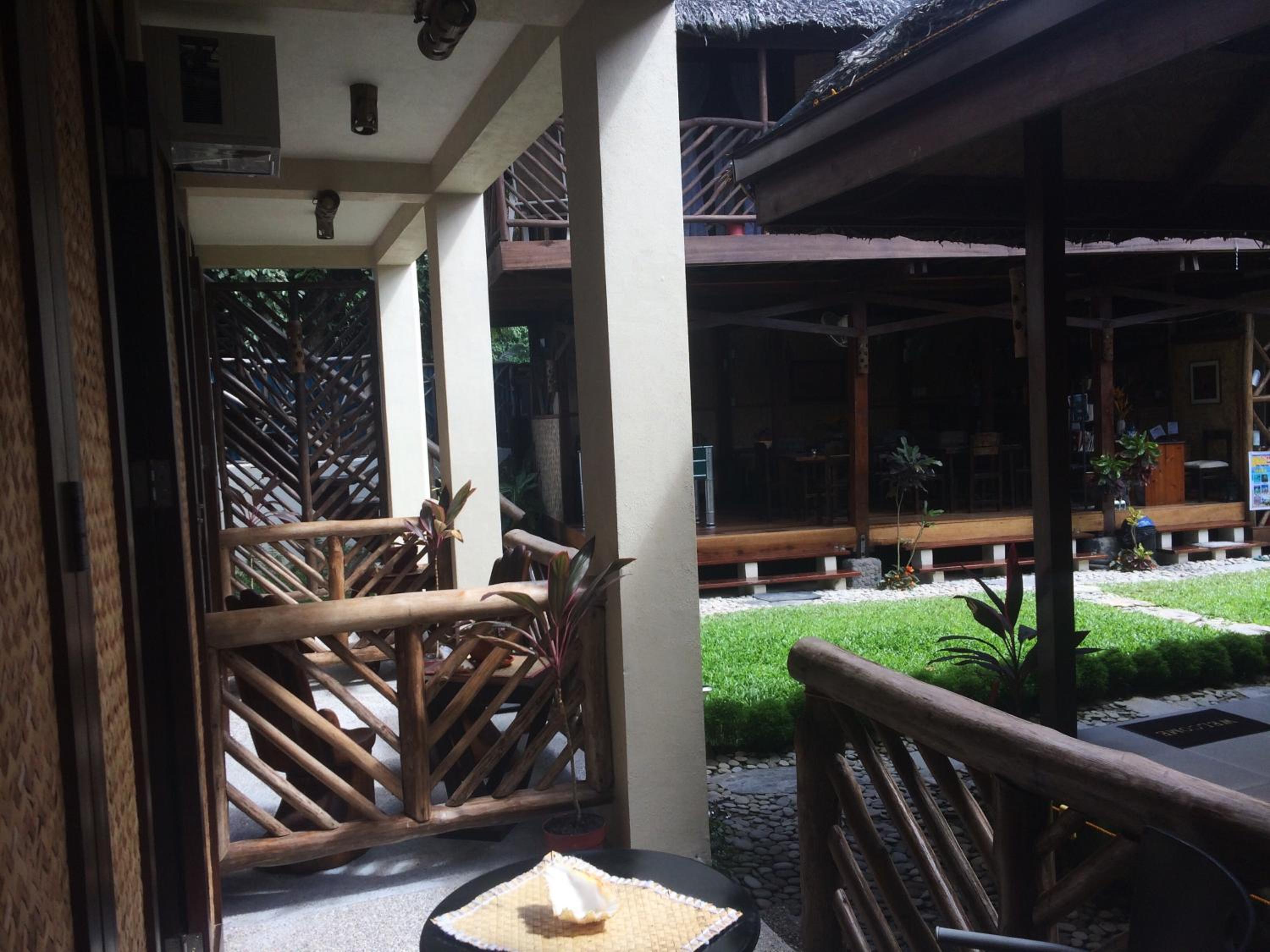 Photo 8